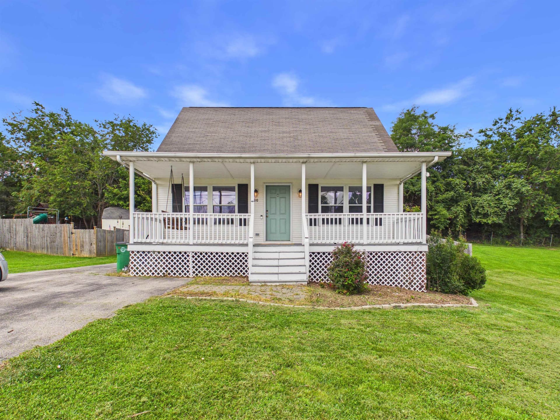 100 Cullen Court, Christiansburg, VA, photo 1 of 40