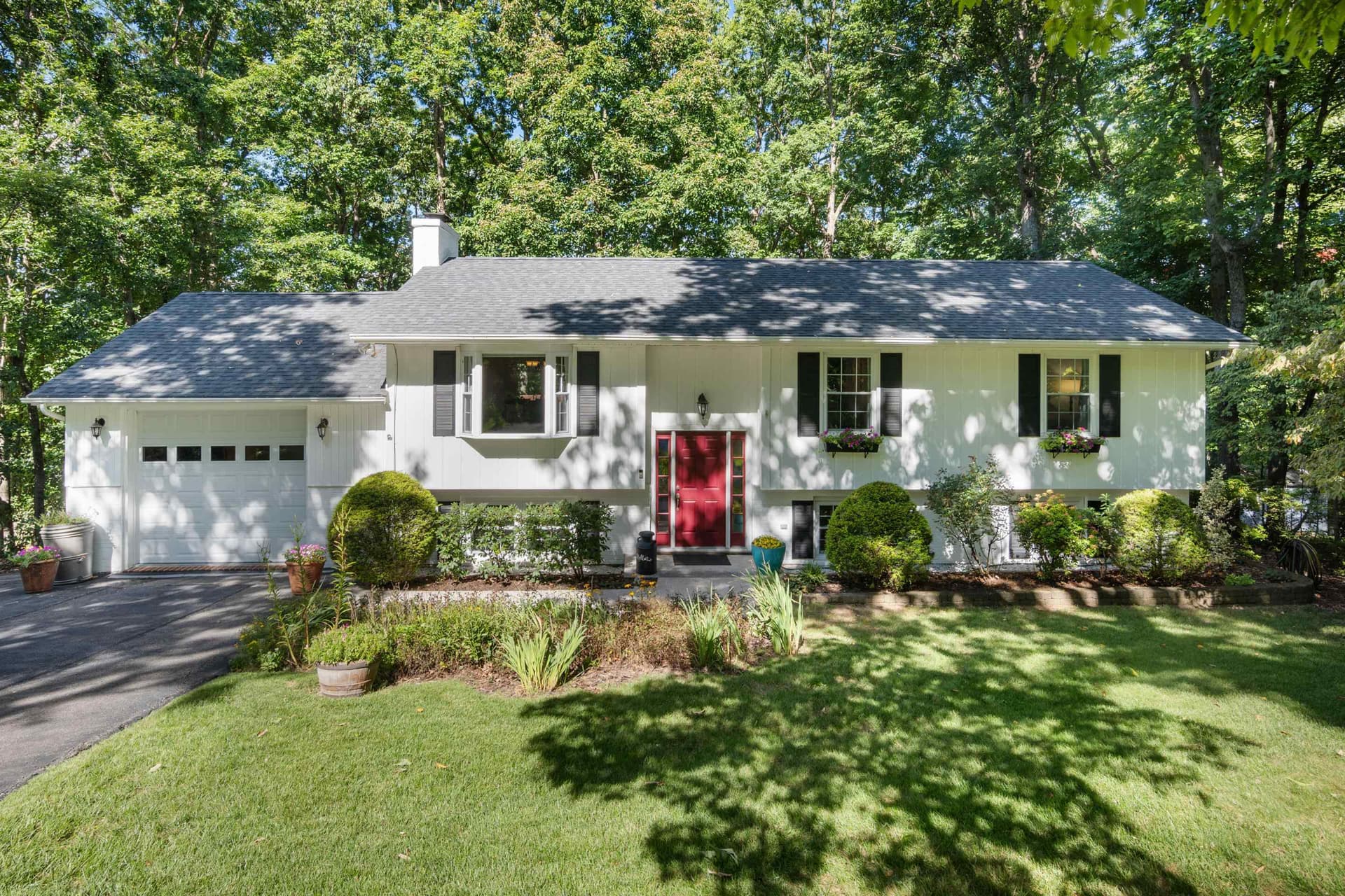 405 Tomahawk Drive, Christiansburg, VA, photo 1 of 40