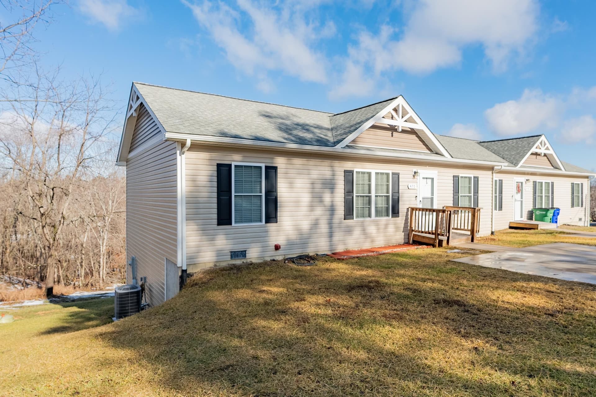 470 Depot Street NE, Christiansburg, VA, photo 1 of 40