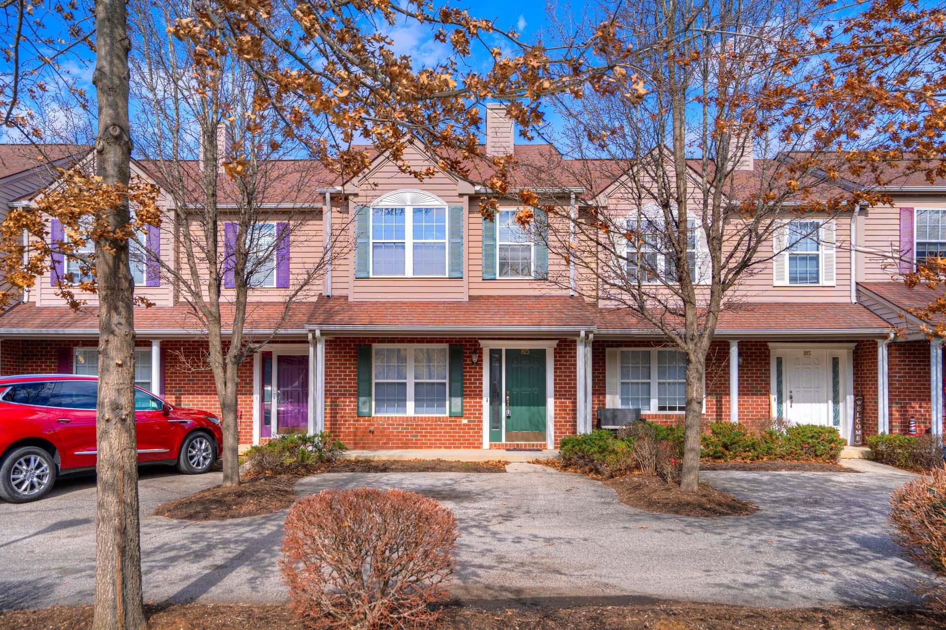 825 Oaktree Boulevard, Christiansburg, VA, photo 1 of 32