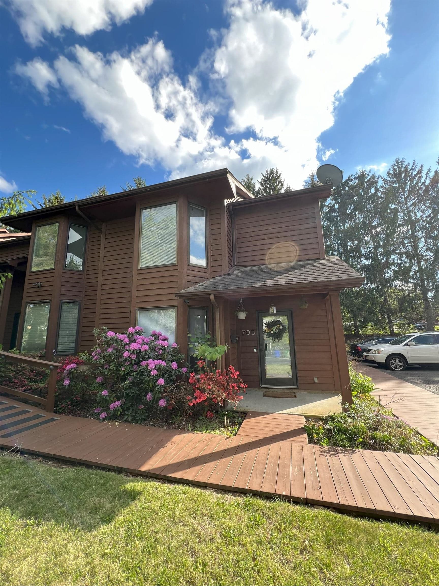 705 Colhoun Street NE, Christiansburg, VA, photo 1 of 40