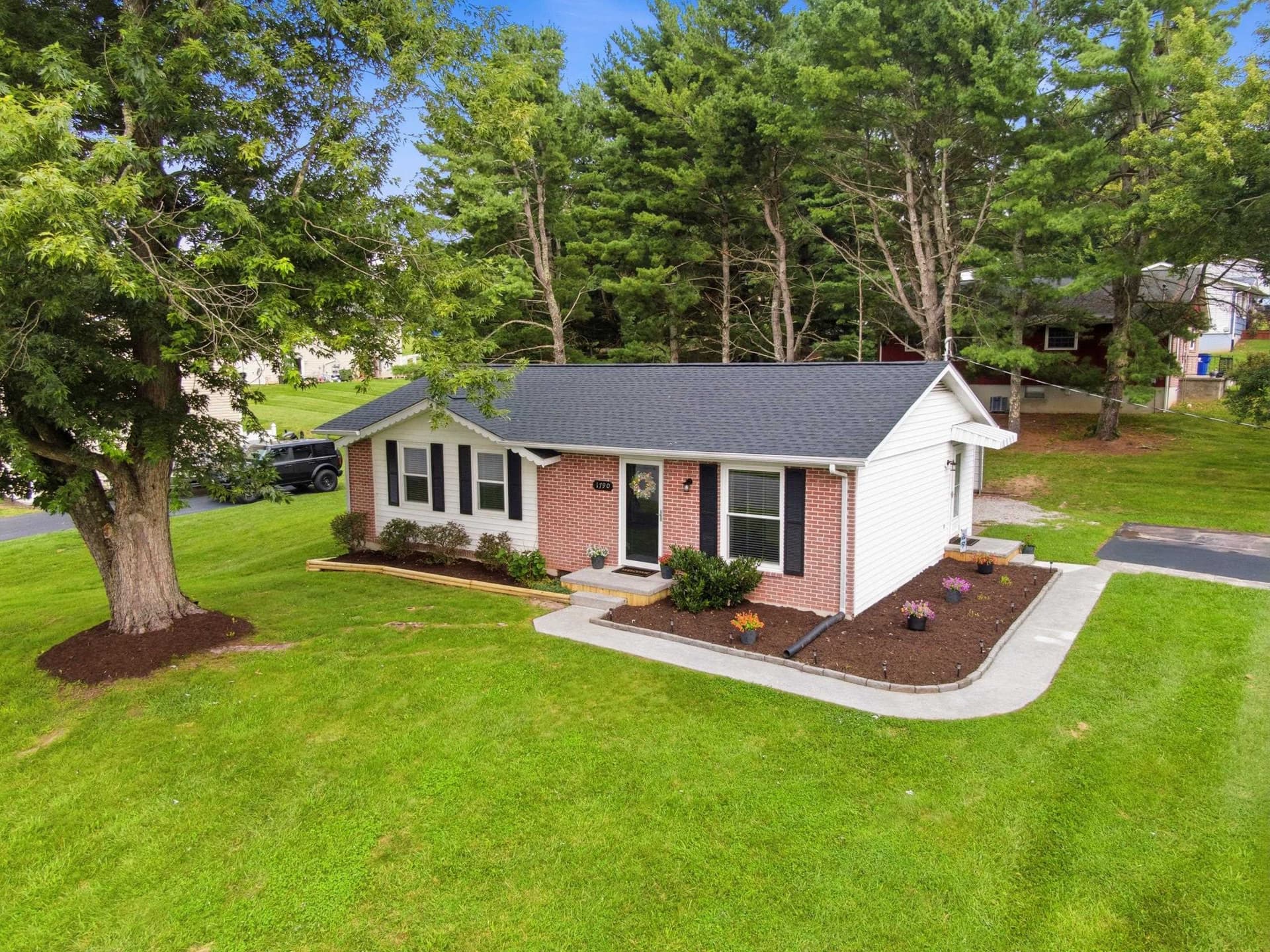 1790 Rainbow Street NE, Christiansburg, VA, photo 1 of 40