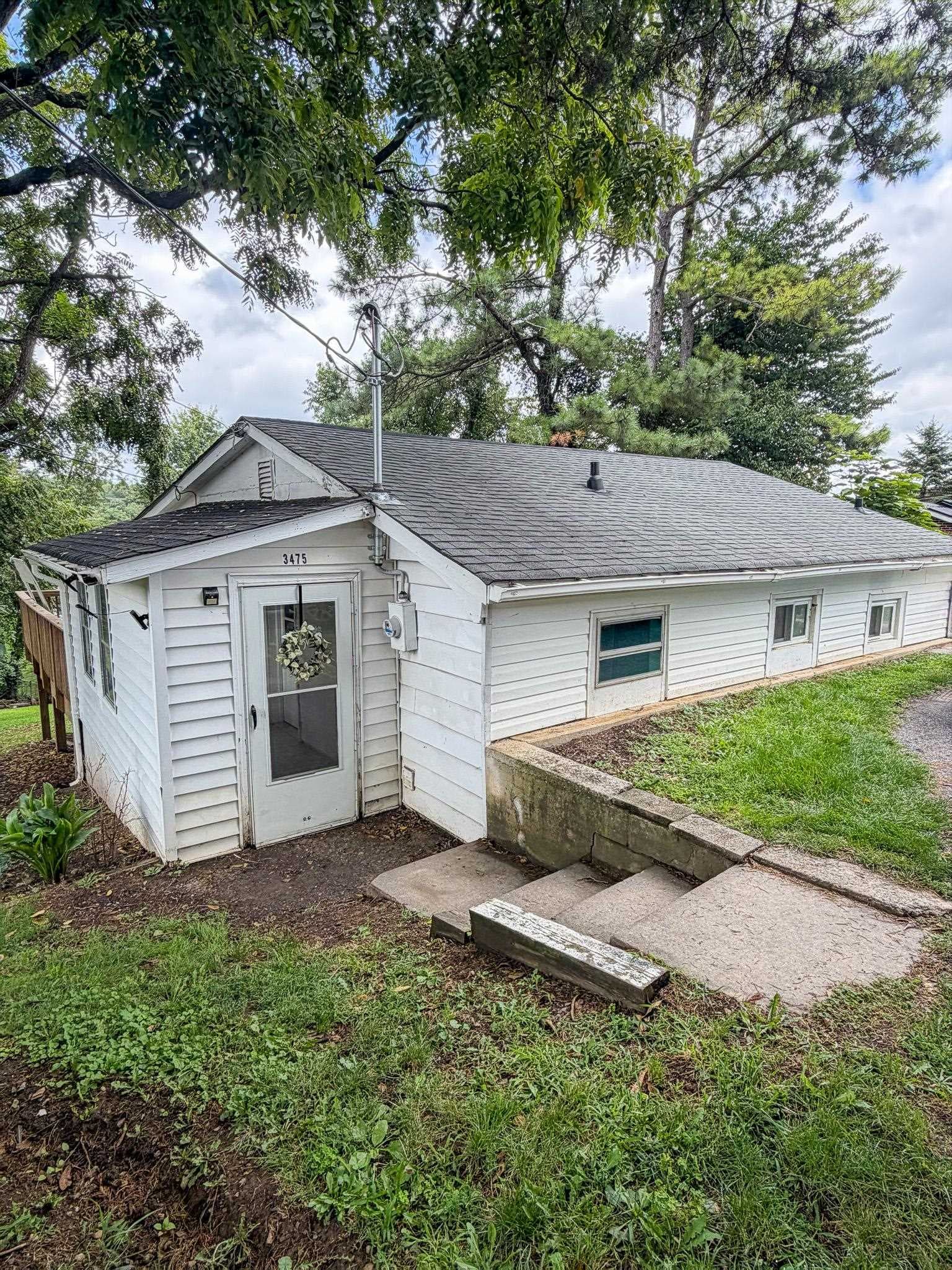 3475 Roanoke Street, Christiansburg, VA, photo 1 of 11