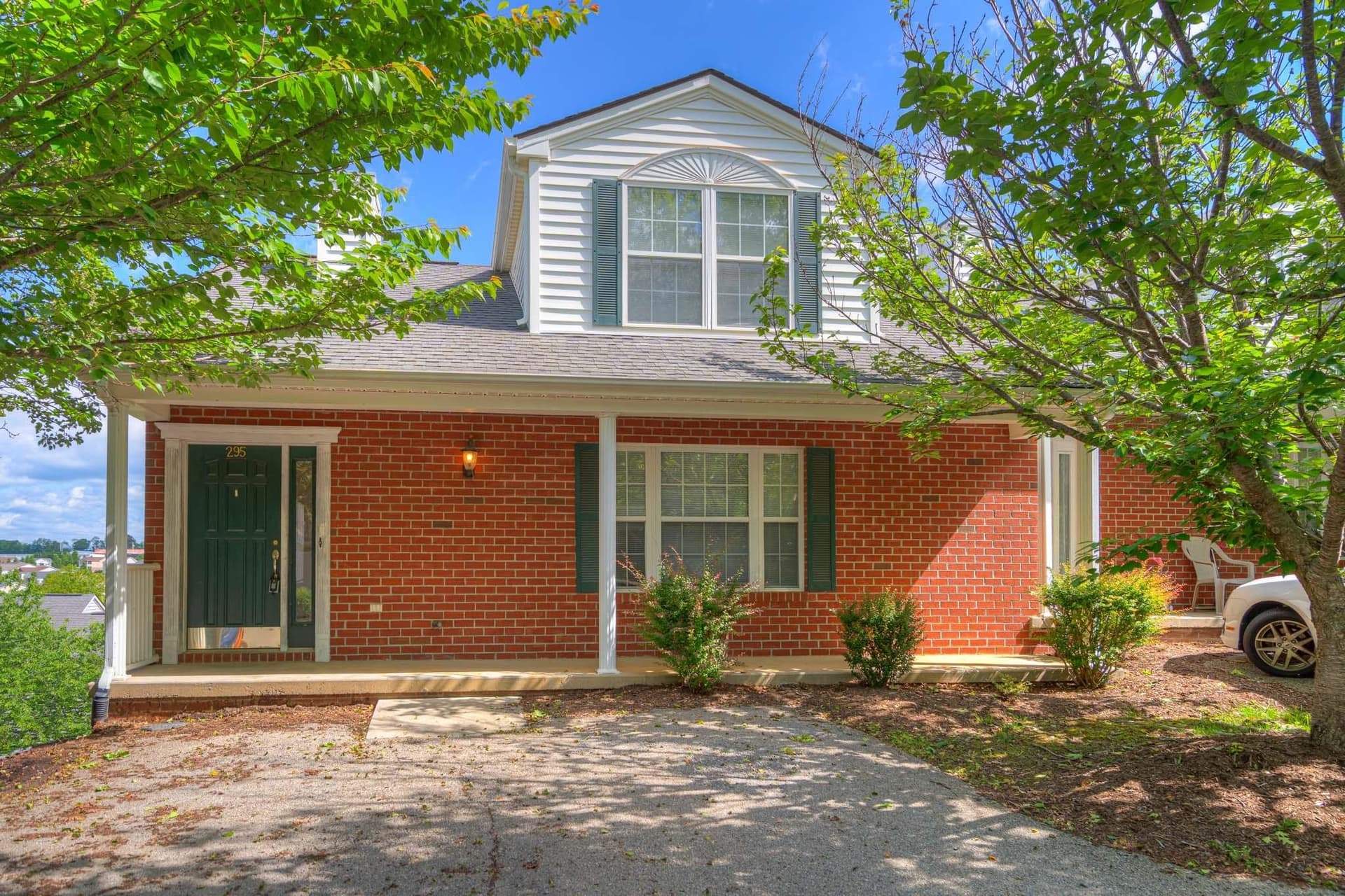 295 Tall Oak Boulevard, Christiansburg, VA, photo 1 of 34