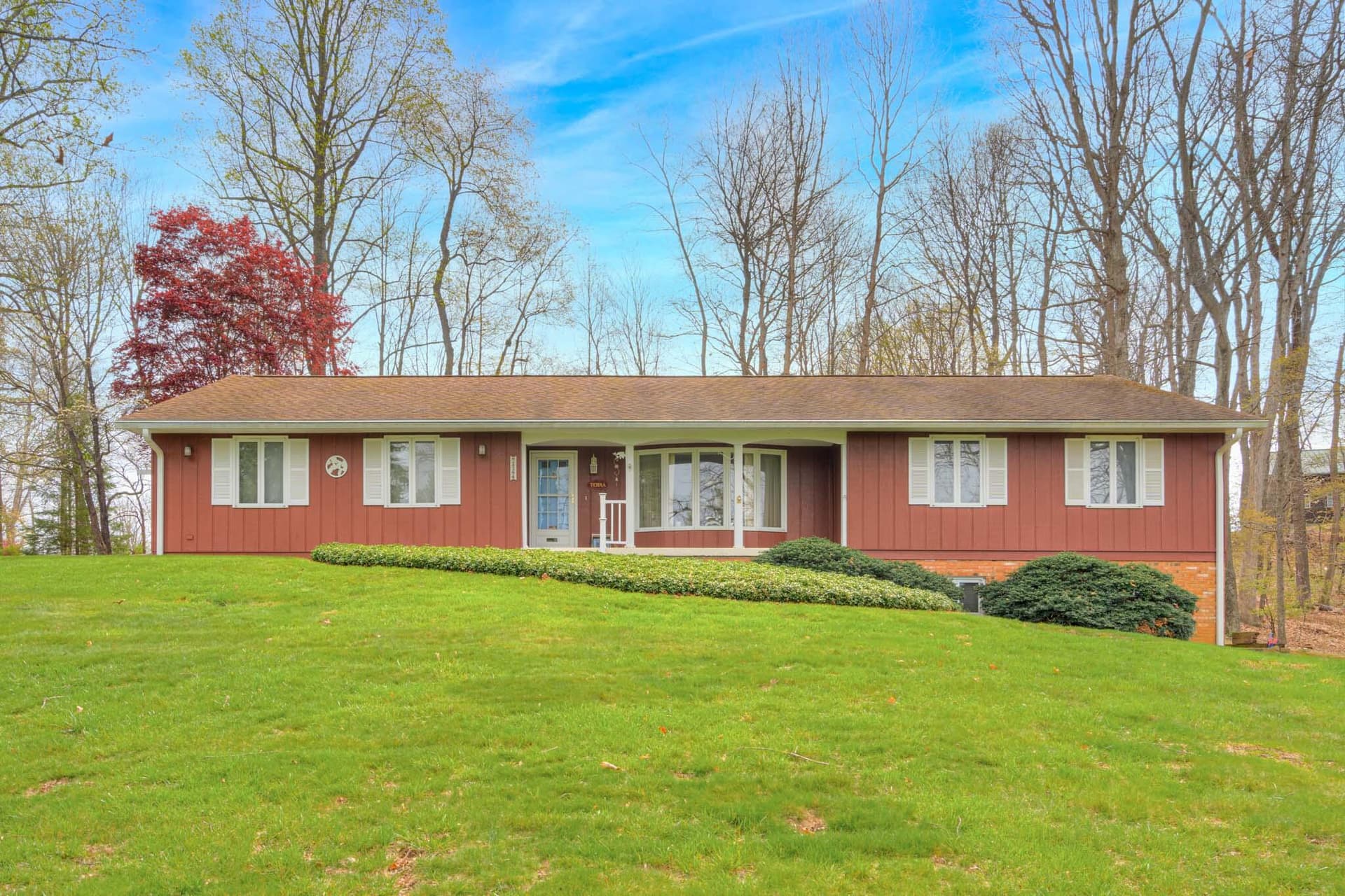 1144 Round Meadow Dr, Christiansburg, VA, photo 1 of 36