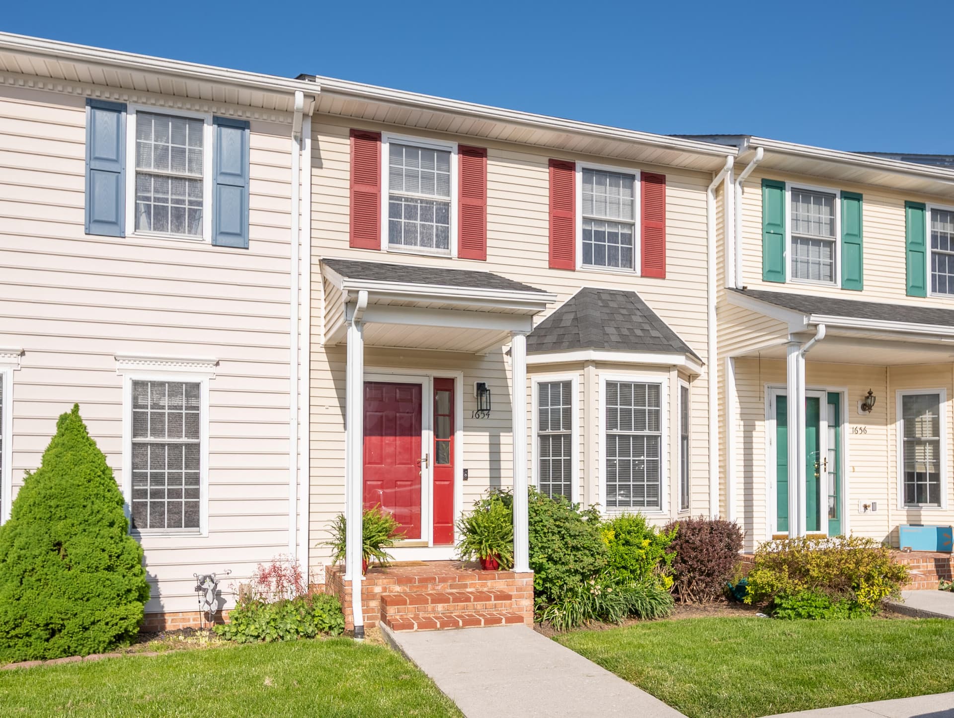 1654 York Dr NW, Christiansburg, VA, photo 1 of 38