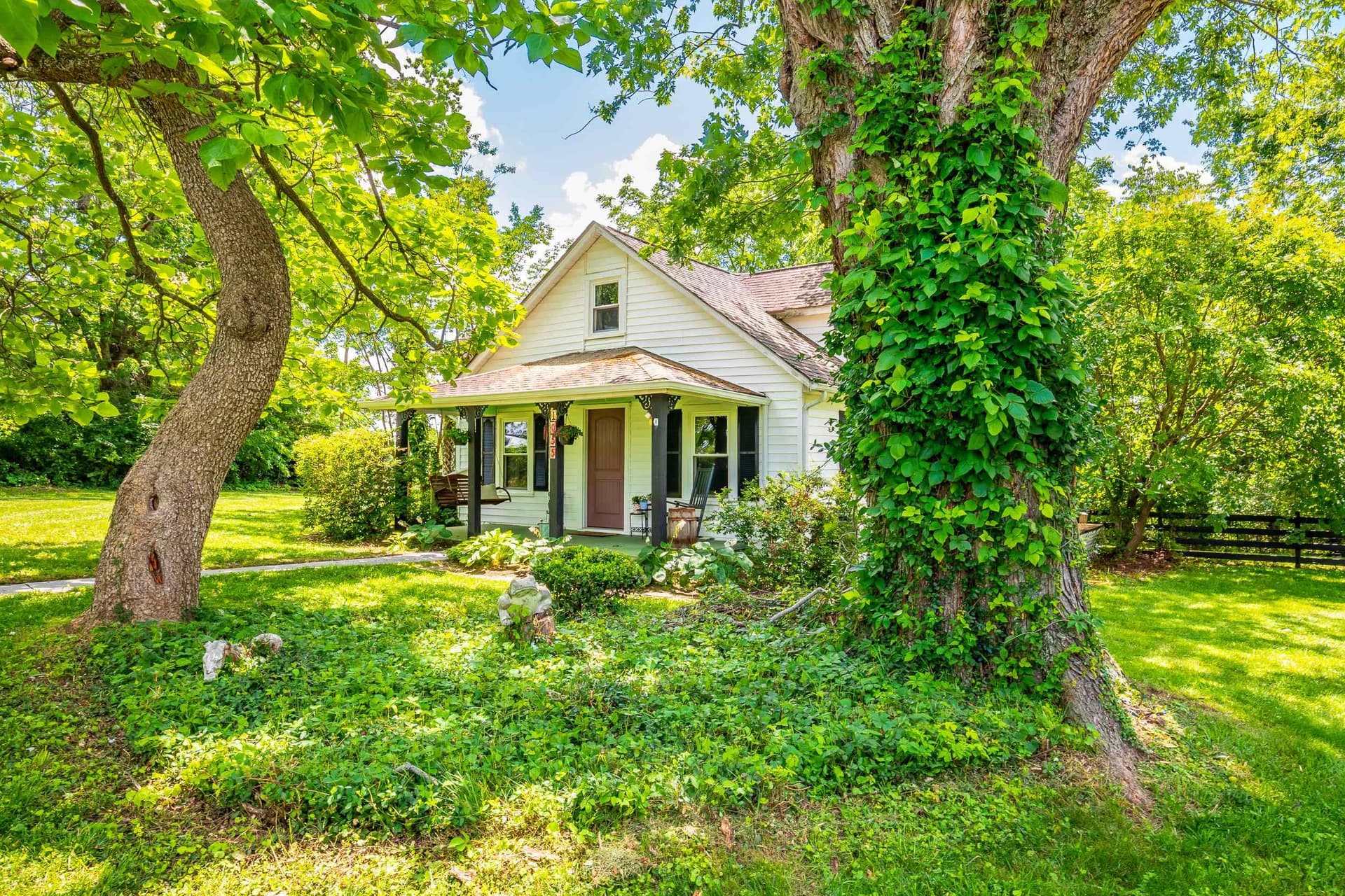 1055 Murray Street, Christiansburg, VA, photo 1 of 40