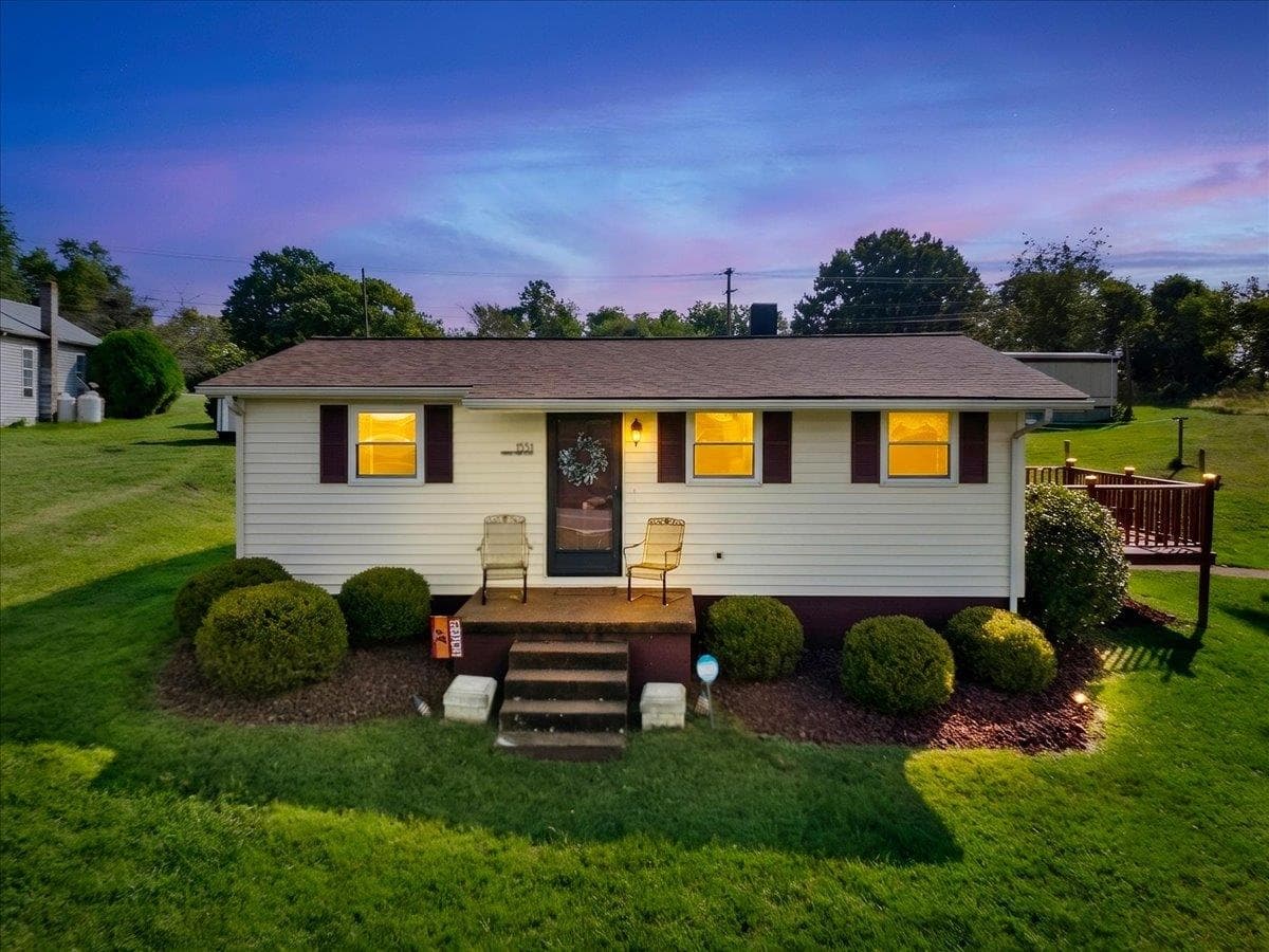 1551 Peppers Fry Road NW, Christiansburg, VA, photo 1 of 37