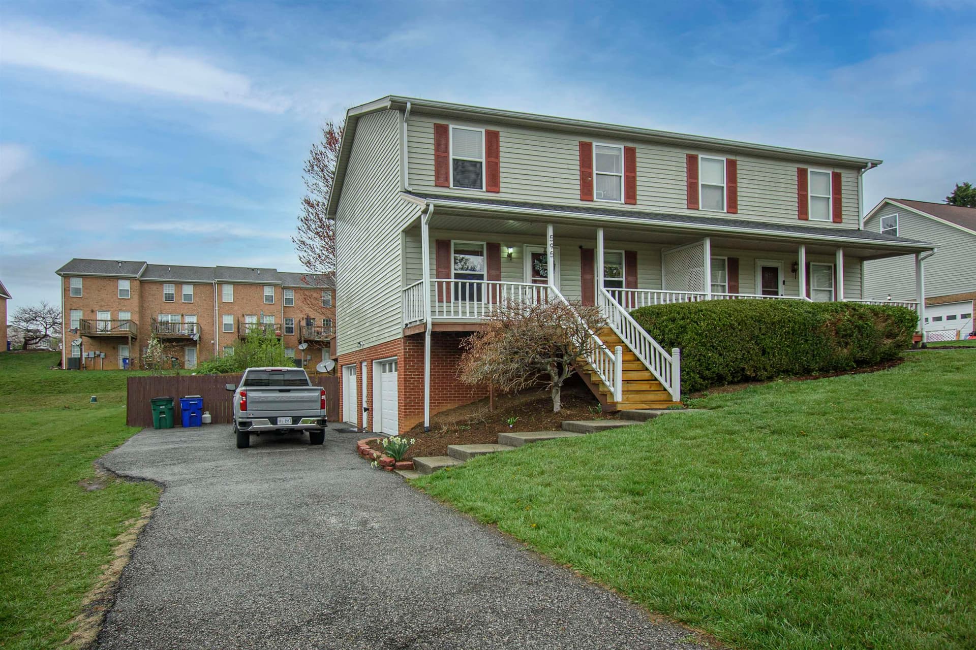 595 Tarrytown Road, Christiansburg, VA, photo 1 of 33