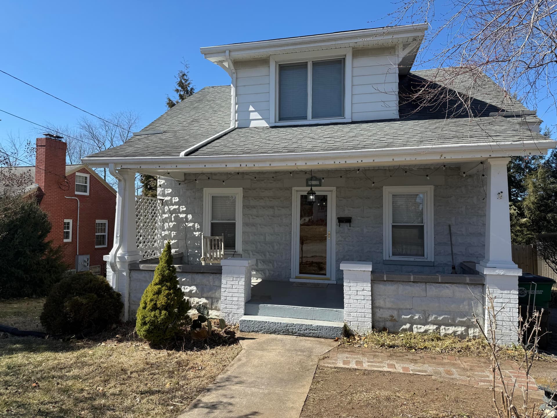 612 E Main St 1, Christiansburg, VA, photo 1 of 37
