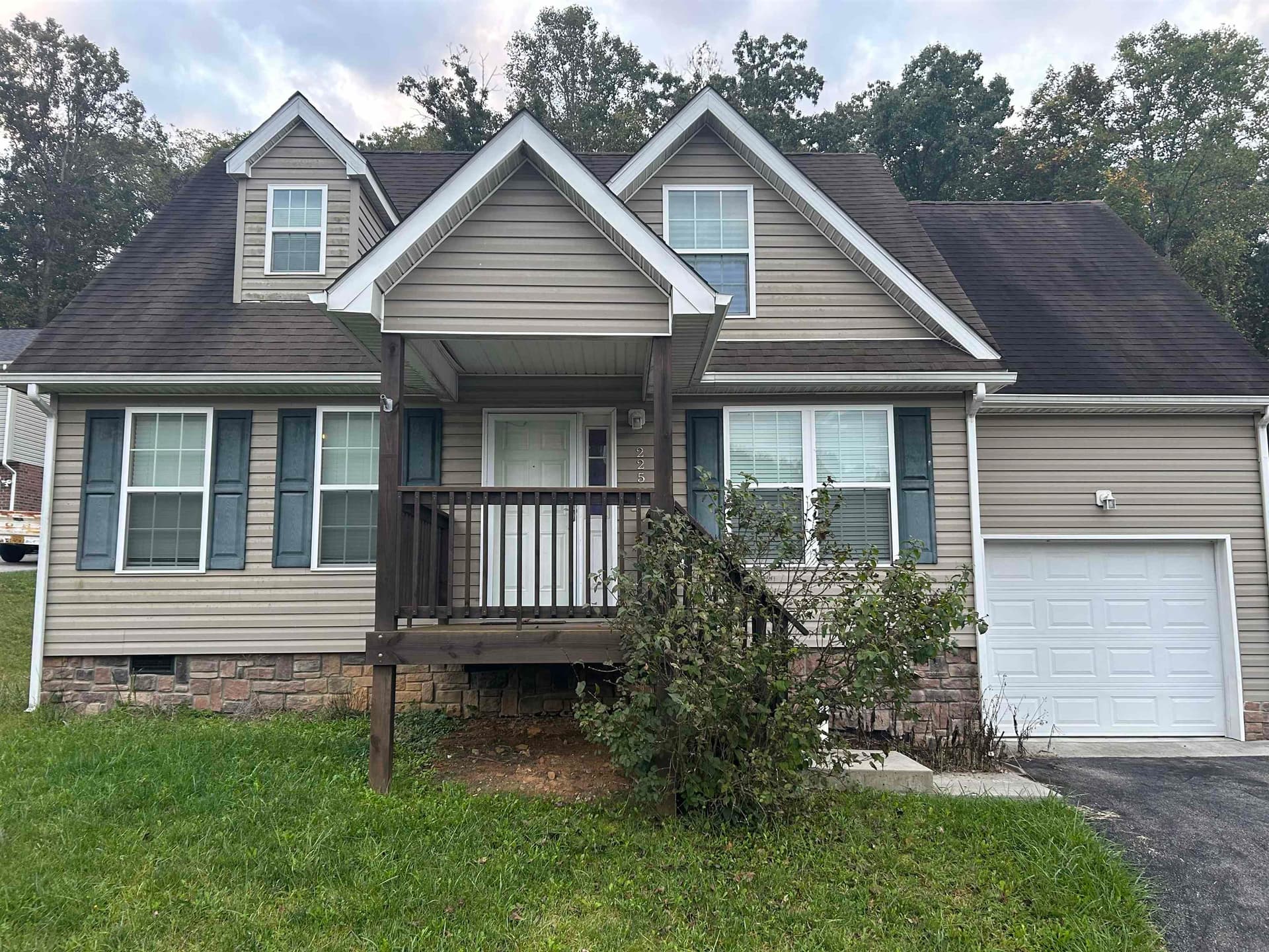 225 John Lemley Lane, Christiansburg, VA, photo 1 of 37