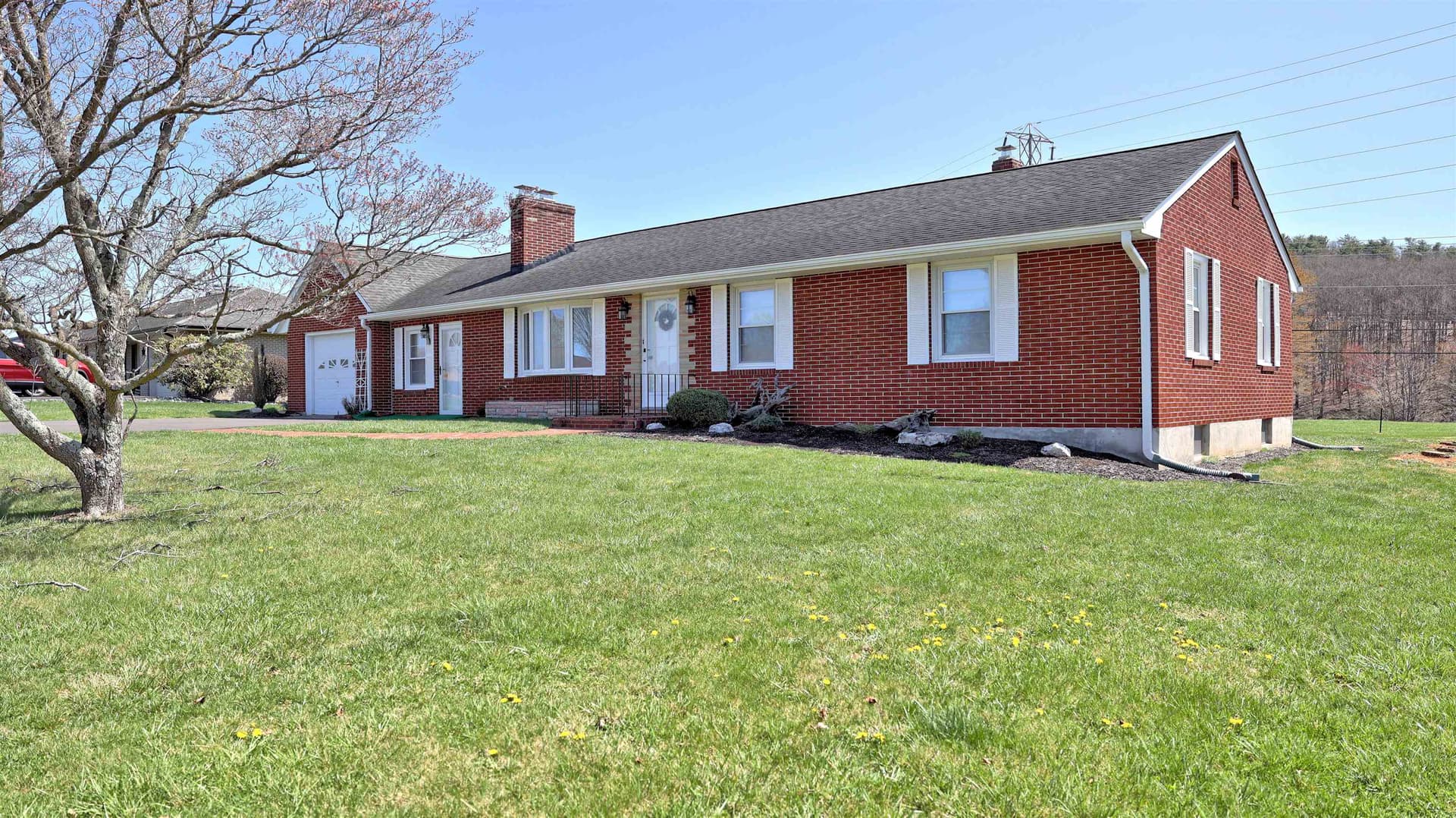 155 Gum Drive, Christiansburg, VA, photo 1 of 34
