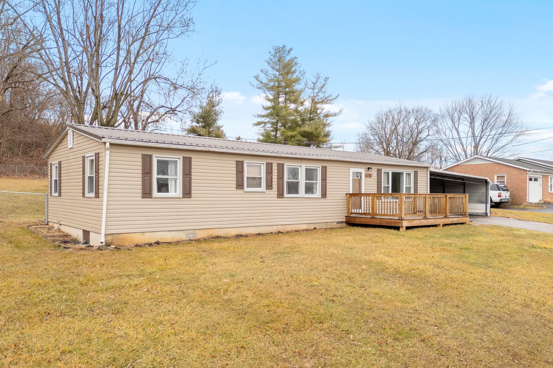 1270 Spruce St, Christiansburg, VA, photo 1 of 30