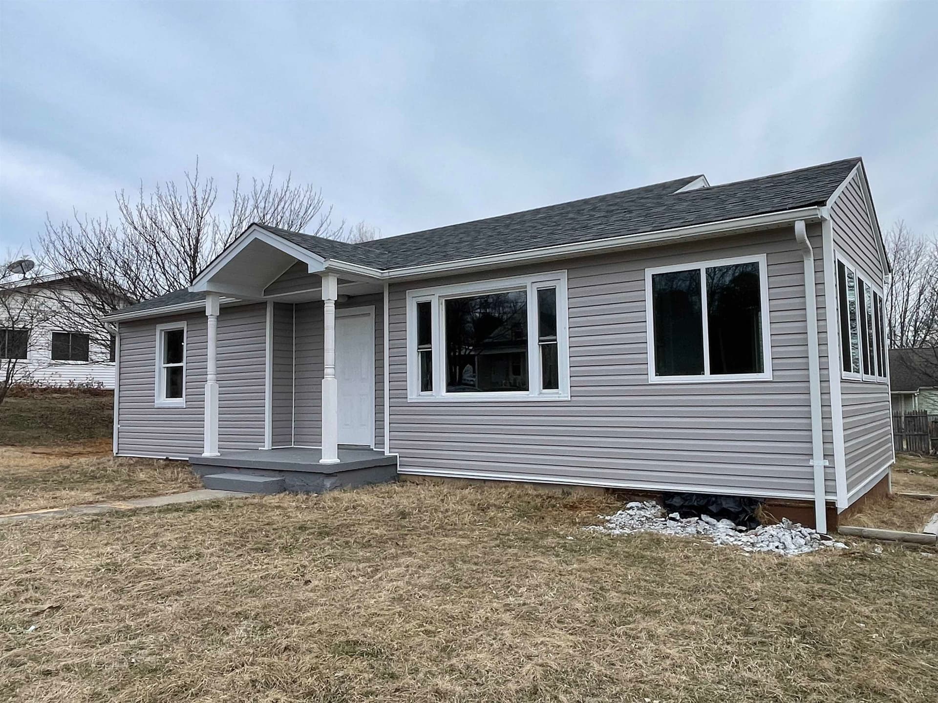 90 Clearview Drive, Christiansburg, VA, photo 1 of 17