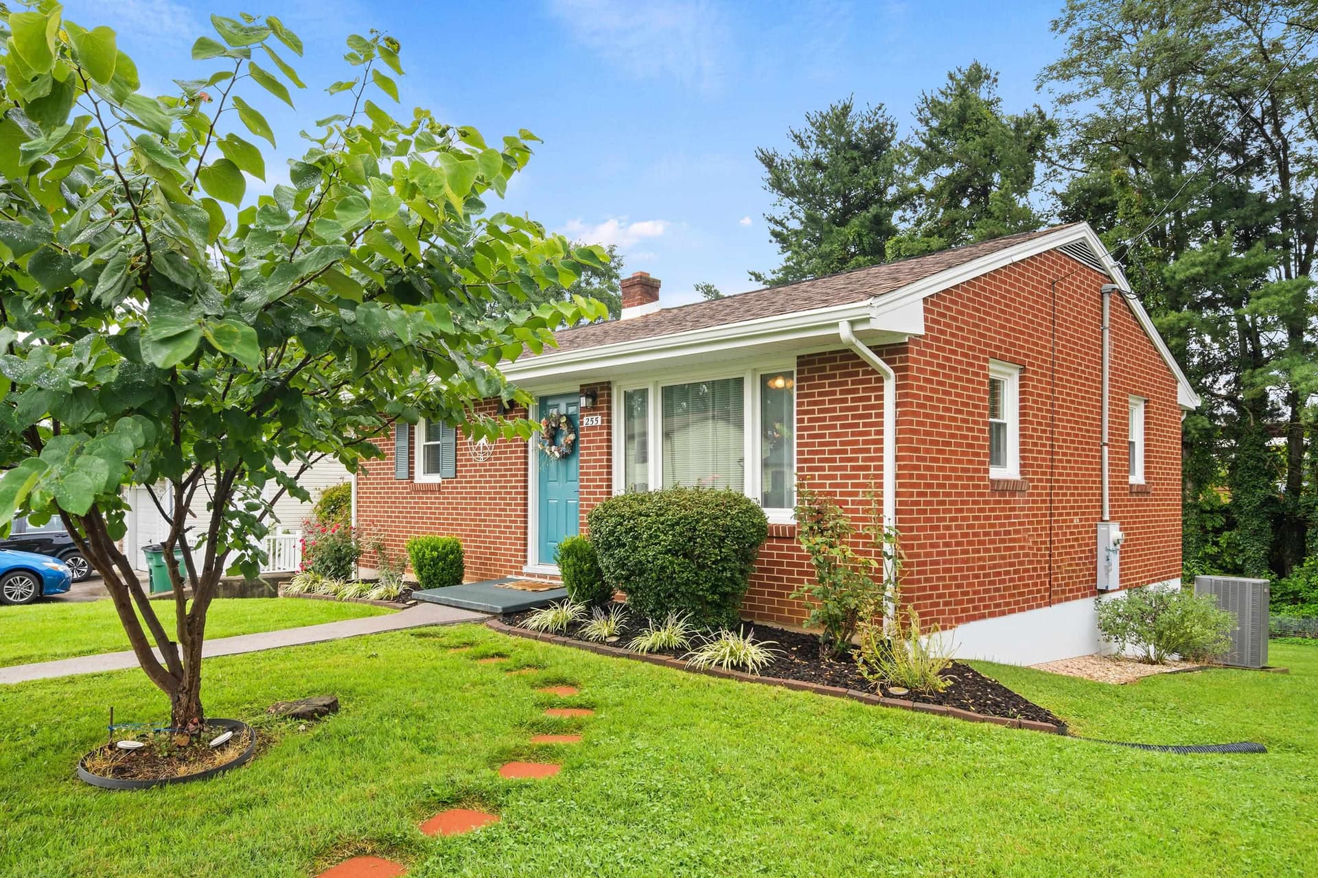255 Fisher Street SE, Christiansburg, VA, photo 1 of 40