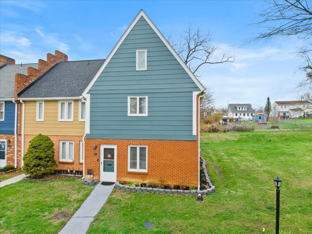 229 Lester Place, Christiansburg