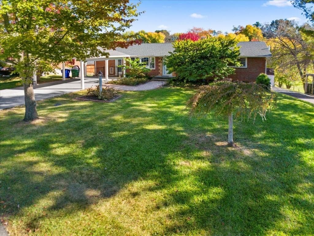 290 Kimball Lane, Christiansburg, VA, photo 1 of 40