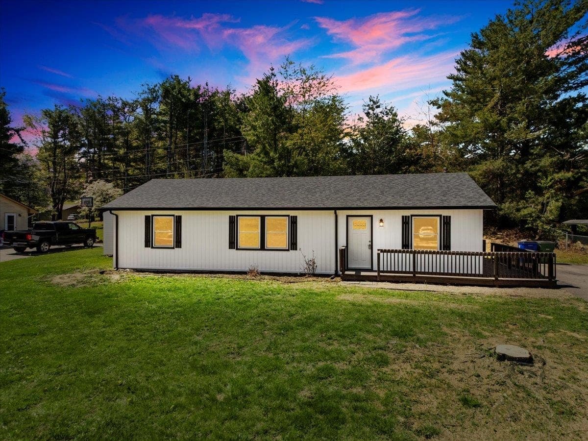 2435 Glade Drive SE, Christiansburg, VA, photo 1 of 40