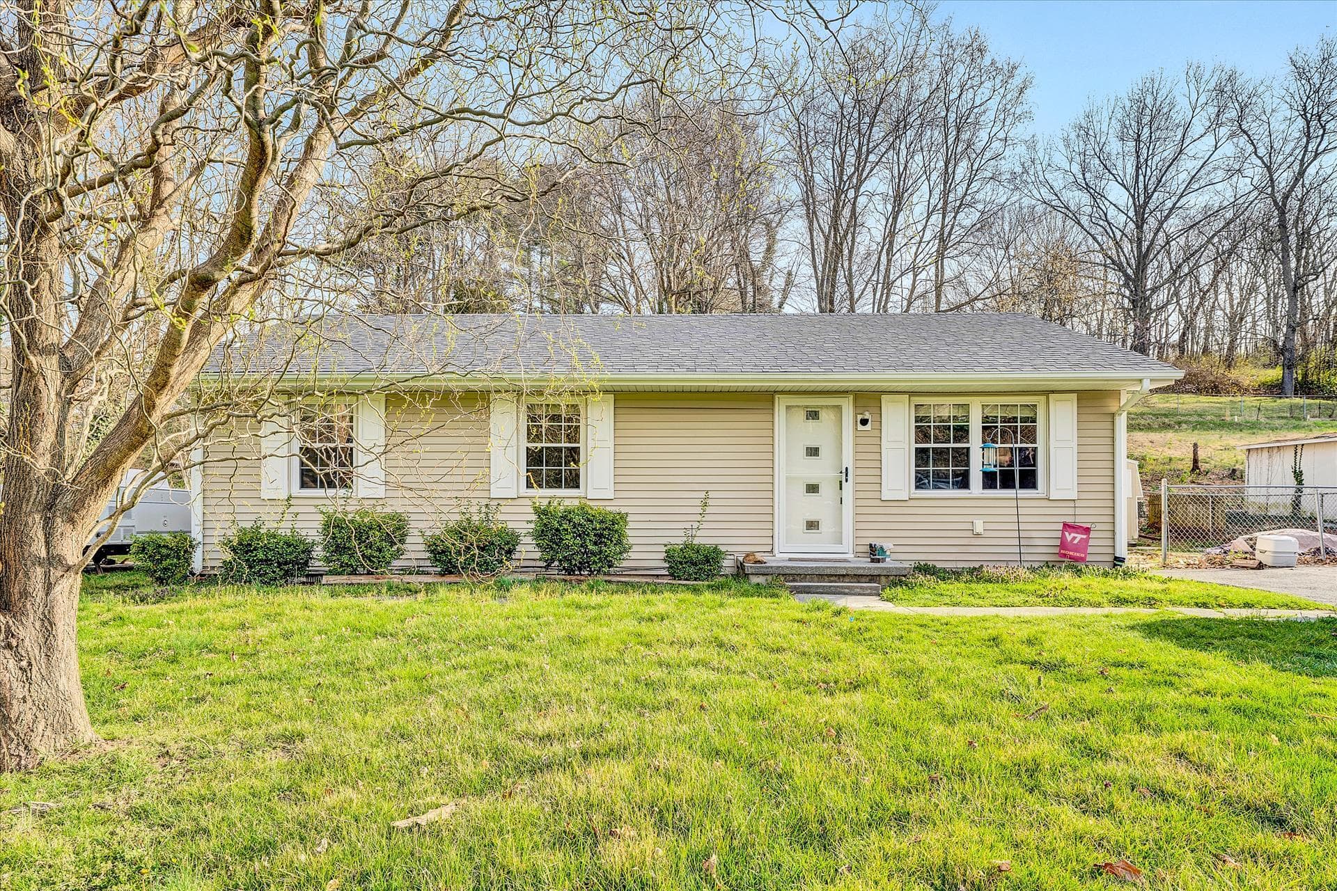 460 Chrisman Street, Christiansburg, VA, photo 1 of 25