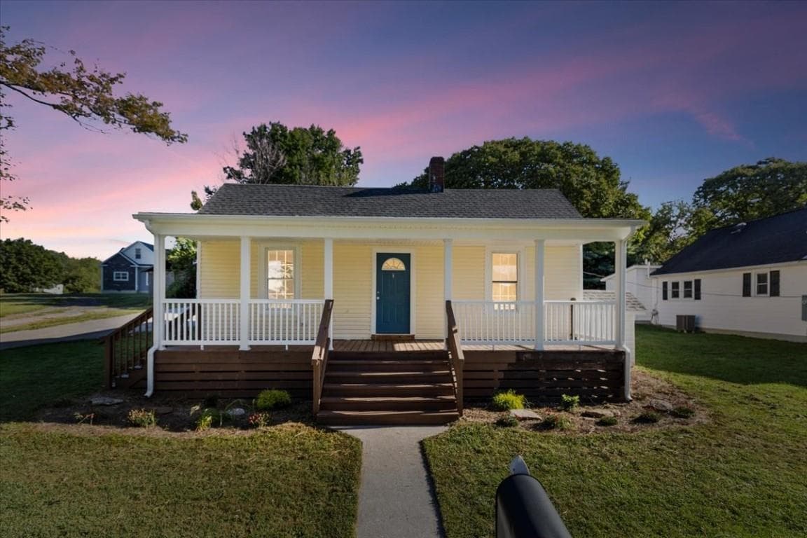 930 Forest Street, Christiansburg, VA, photo 1 of 36