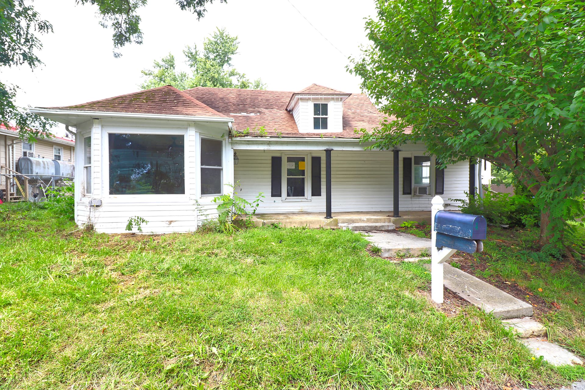 402 Craig St NE, Christiansburg, VA, photo 1 of 17