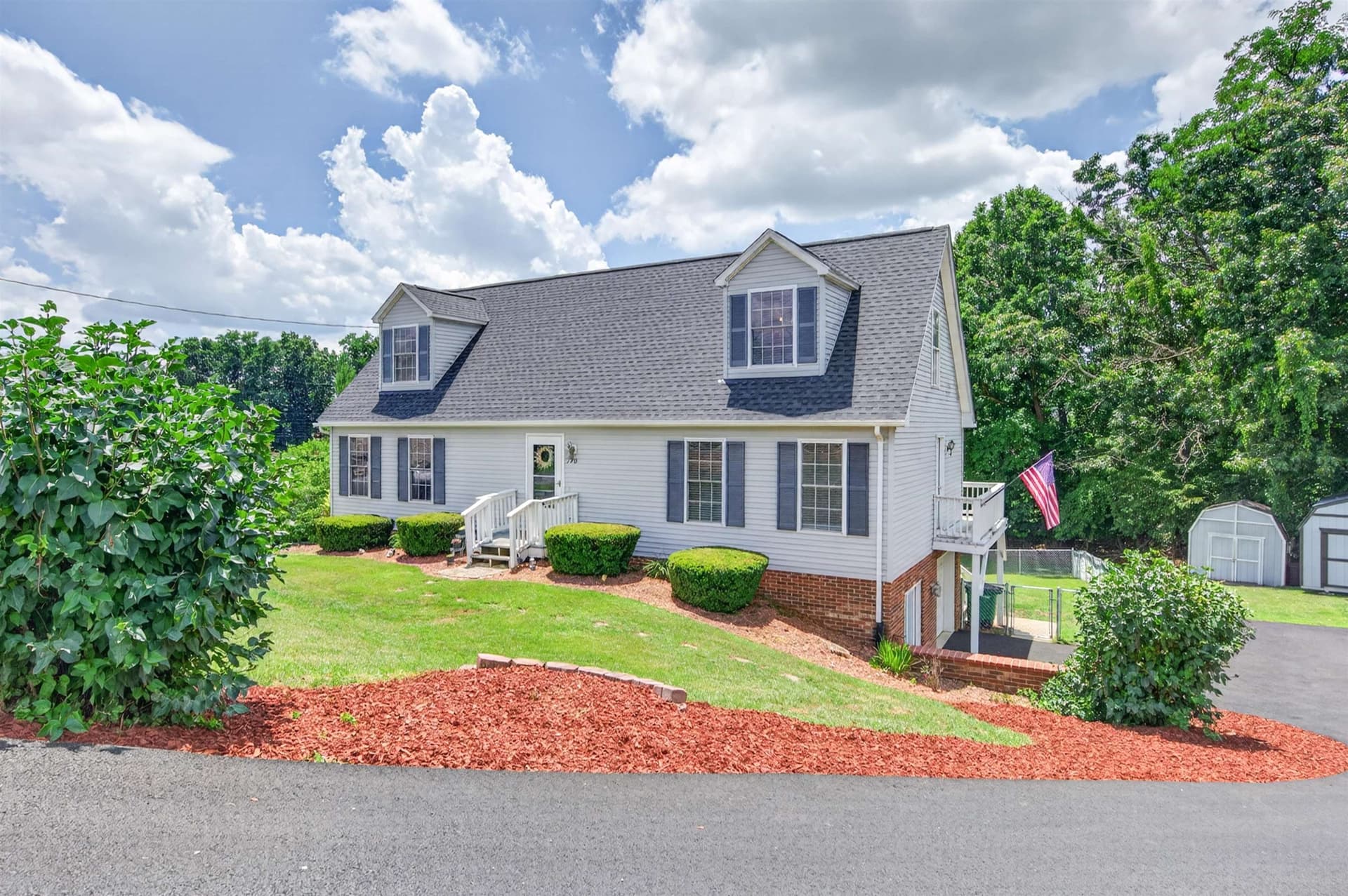 170 Cullen Court SE, Christiansburg, VA, photo 1 of 40