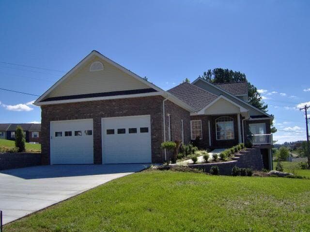 45 Welch Cir NW, Christiansburg, VA, photo 1 of 1