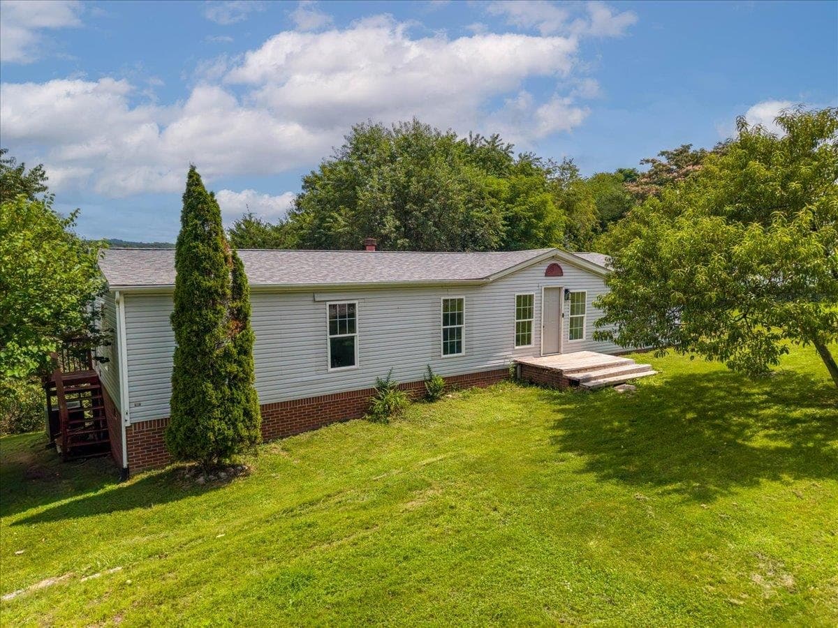 3300 Springview Drive, Christiansburg