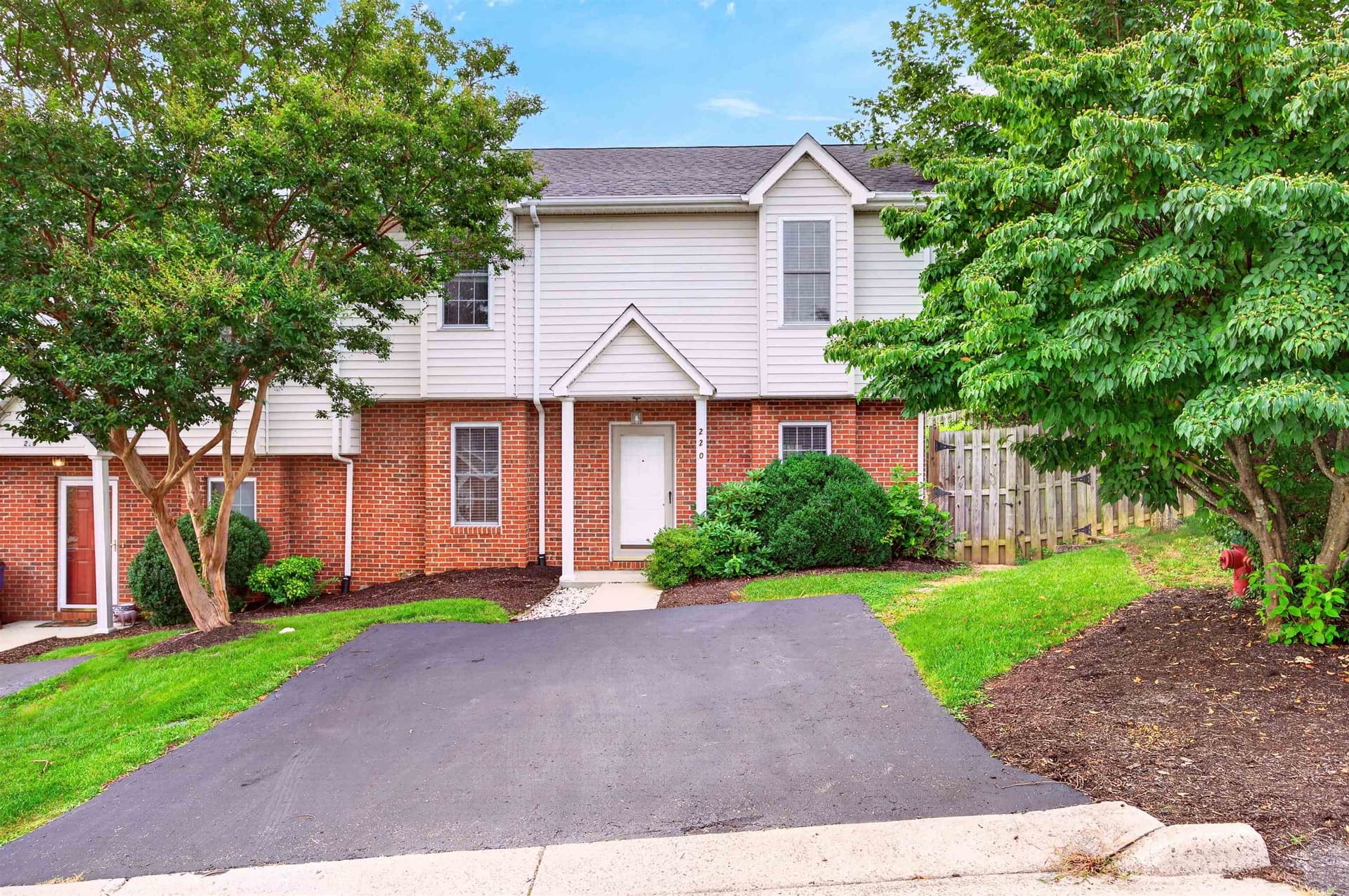 220 Darci Drive SE, Christiansburg, VA, photo 1 of 40