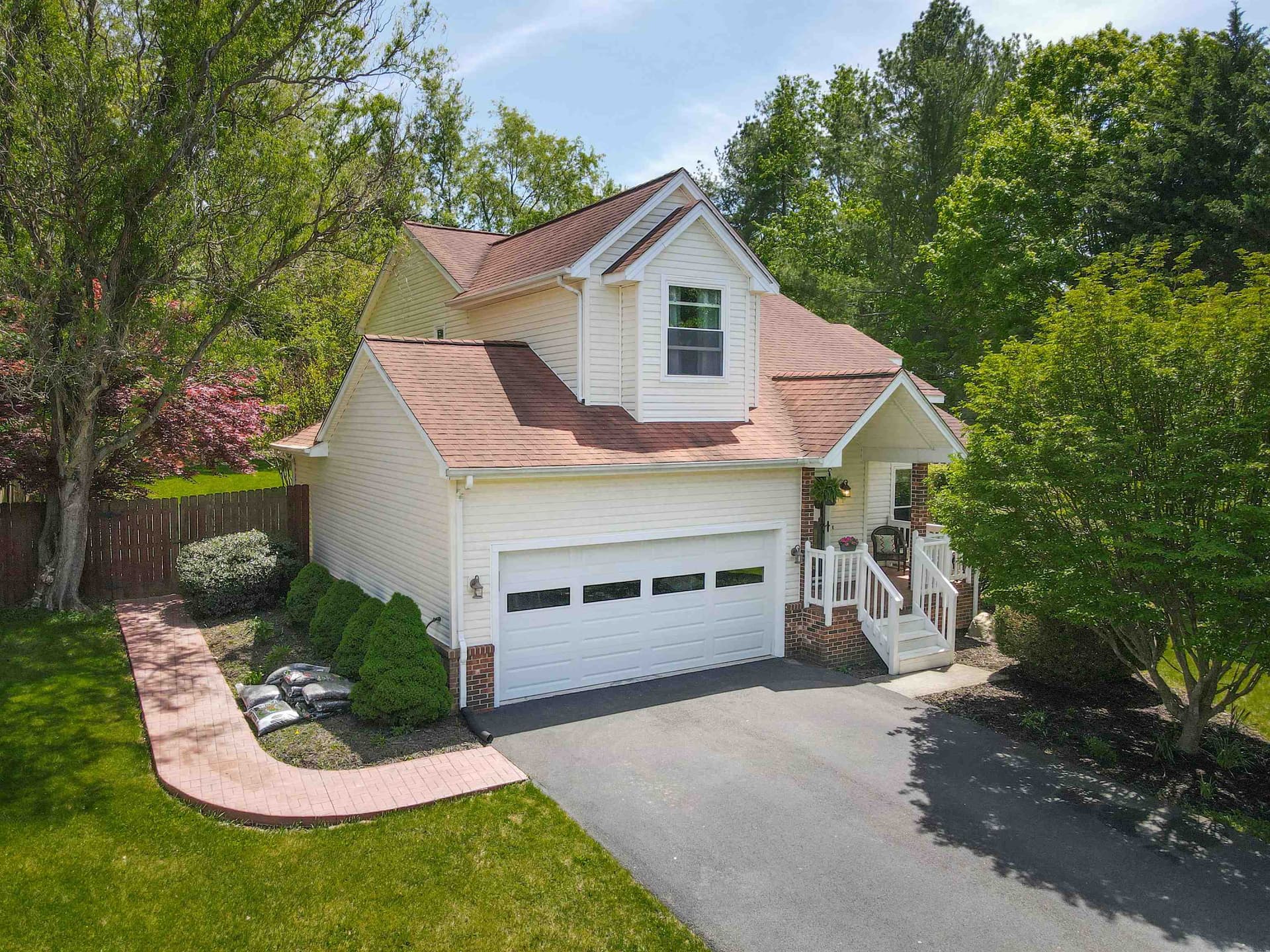 1525 Sleepy Hollow Road, Christiansburg, VA, photo 1 of 40