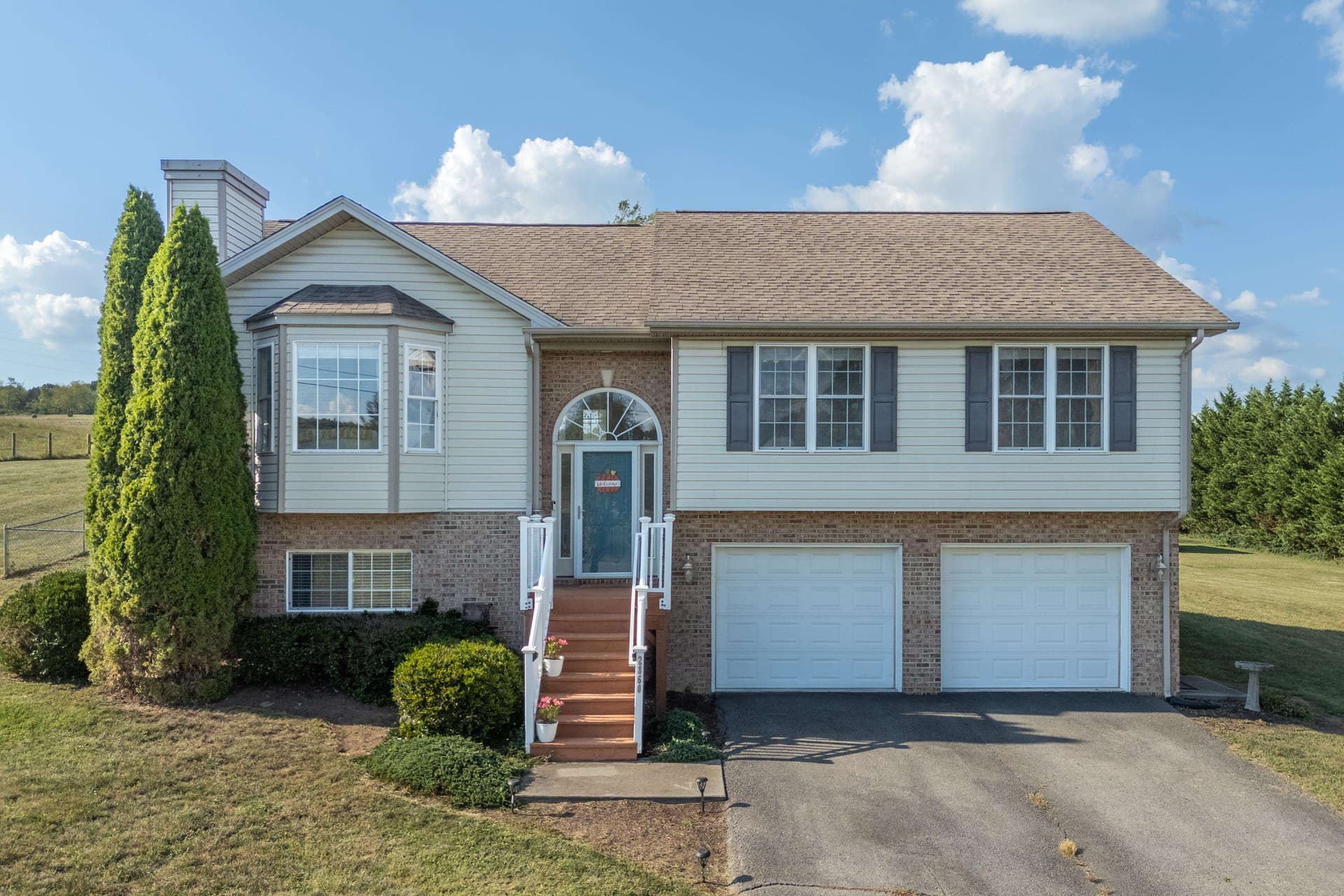 2860 Seven Mile Tree Road, Christiansburg, VA, photo 1 of 40