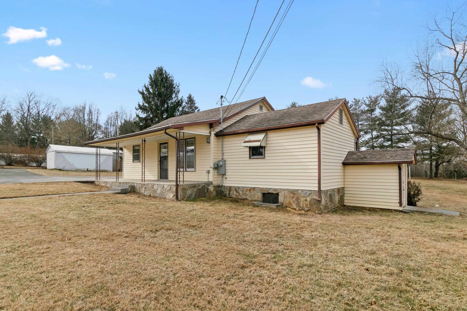 1551 Fire Tower Road, Christiansburg, VA, photo 1 of 40