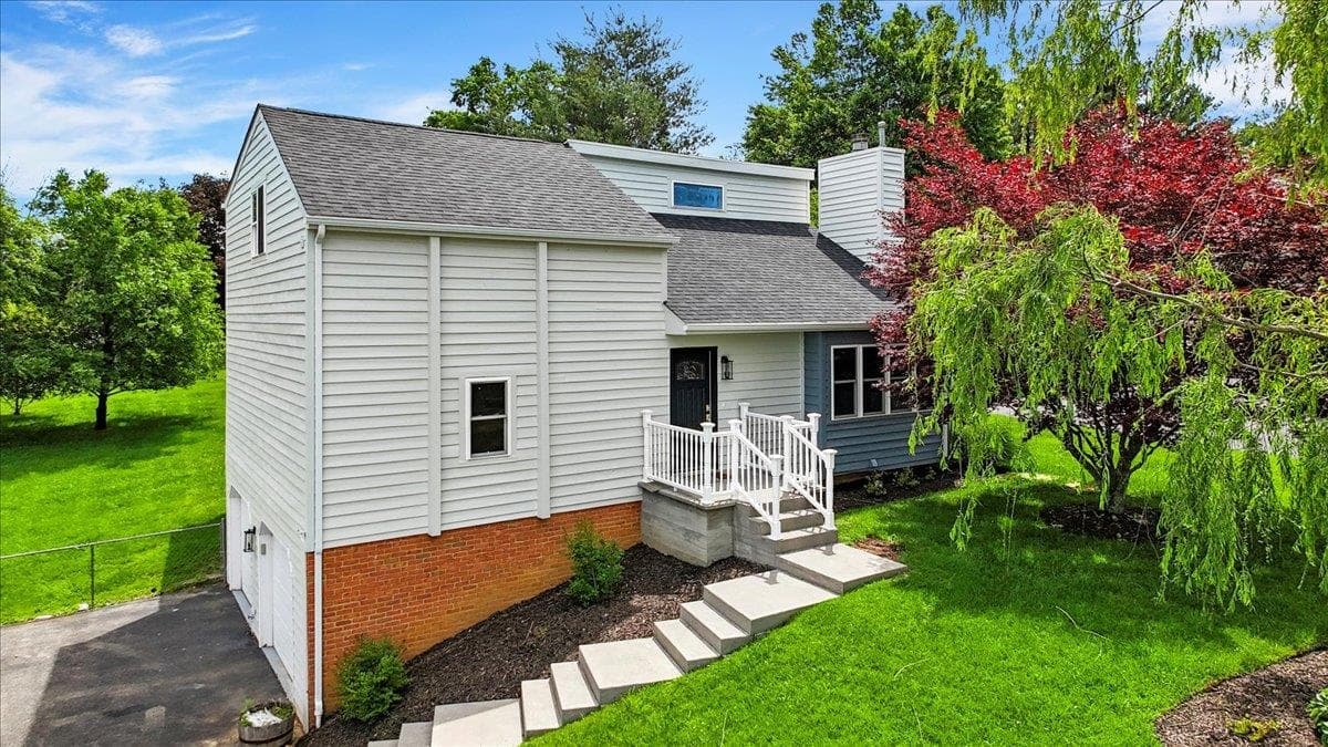 1180 Juniper Drive, Christiansburg, VA, photo 1 of 40