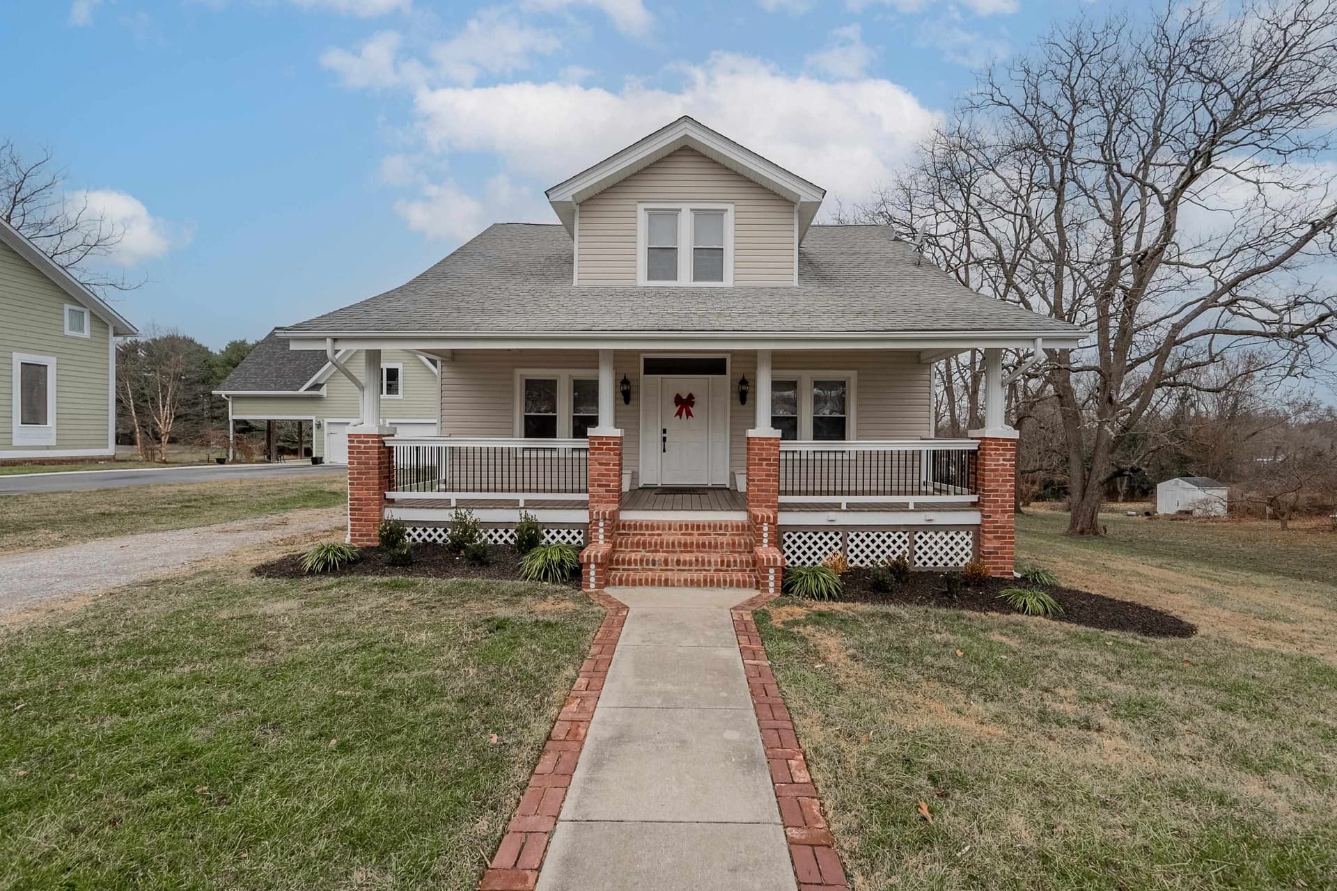 208 Alleghany Street, Christiansburg, VA, photo 1 of 40