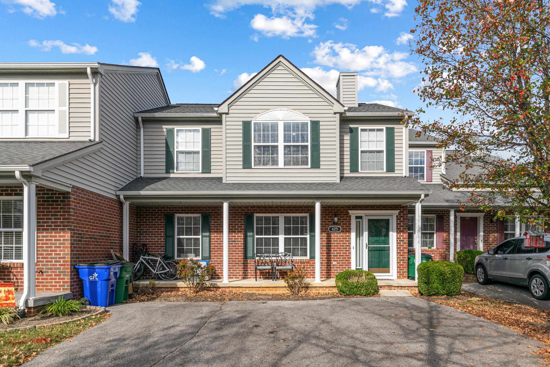 625 Tall Oak Boulevard, Christiansburg, VA, photo 1 of 40