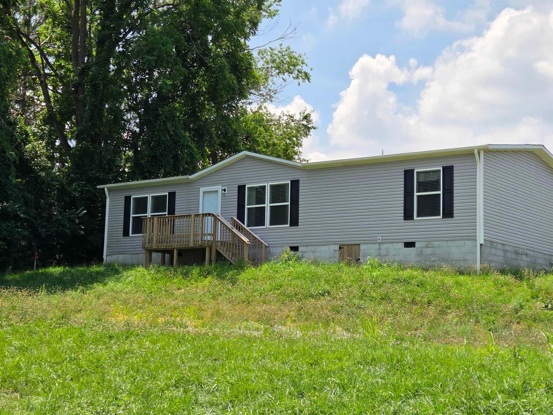 80 Boxwood Drive, Christiansburg, VA, photo 1 of 40