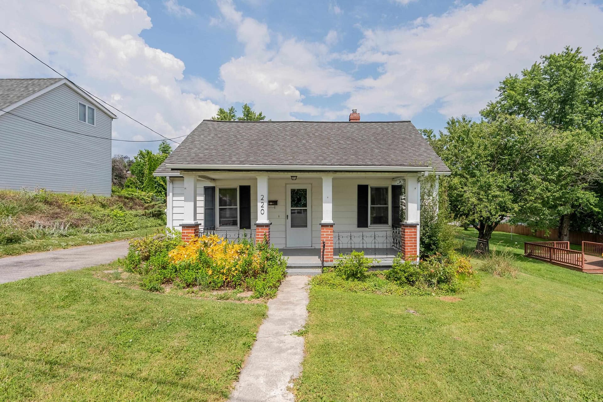 220 Clearview Drive, Christiansburg