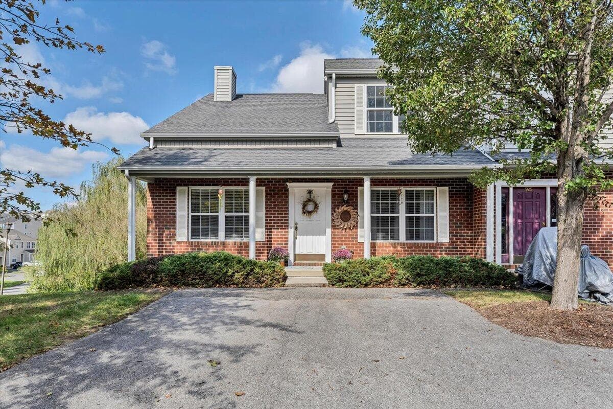 935 Oak Tree Boulevard, Christiansburg, VA, photo 1 of 32