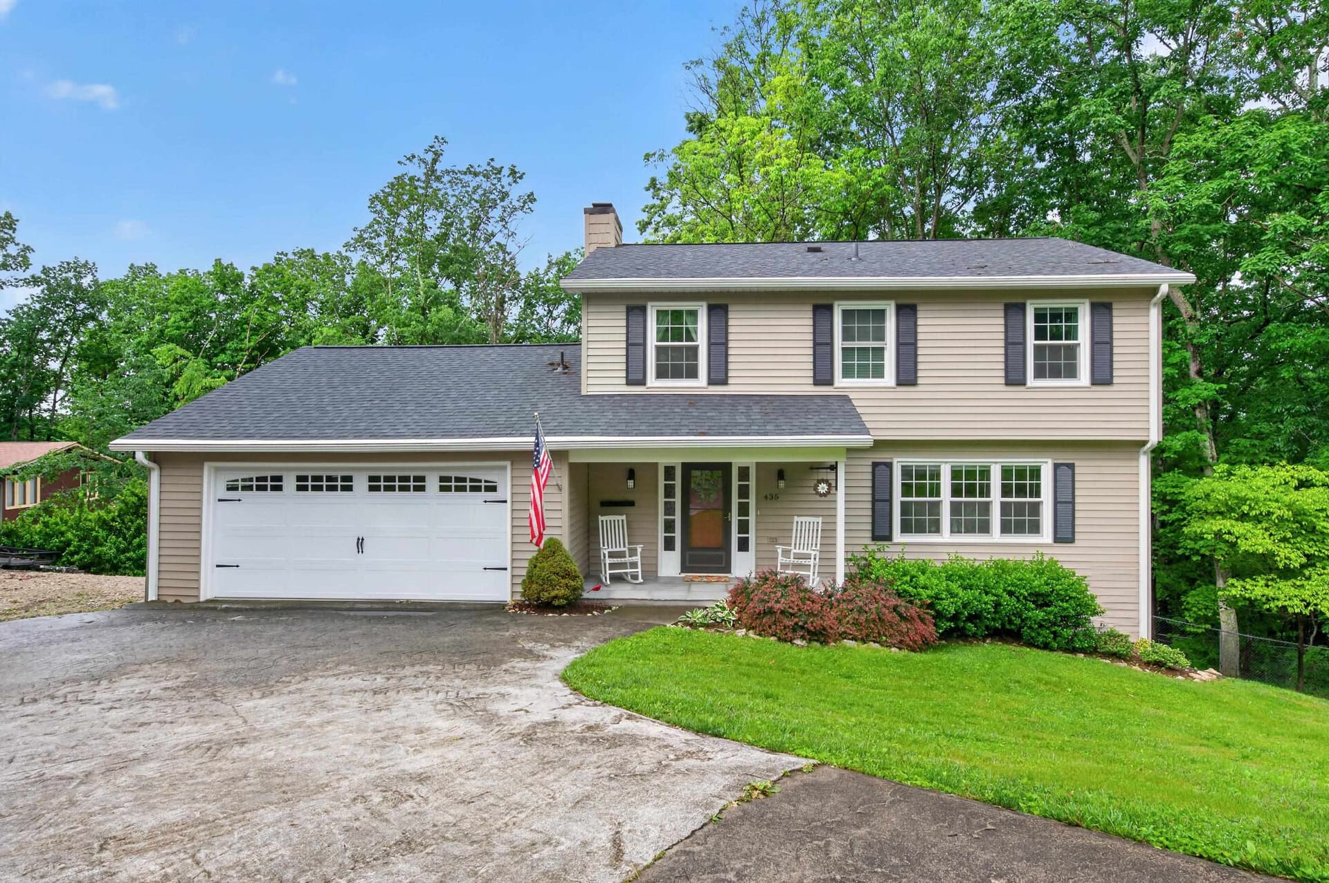 435 Tomahawk Drive, Christiansburg, VA, photo 1 of 40