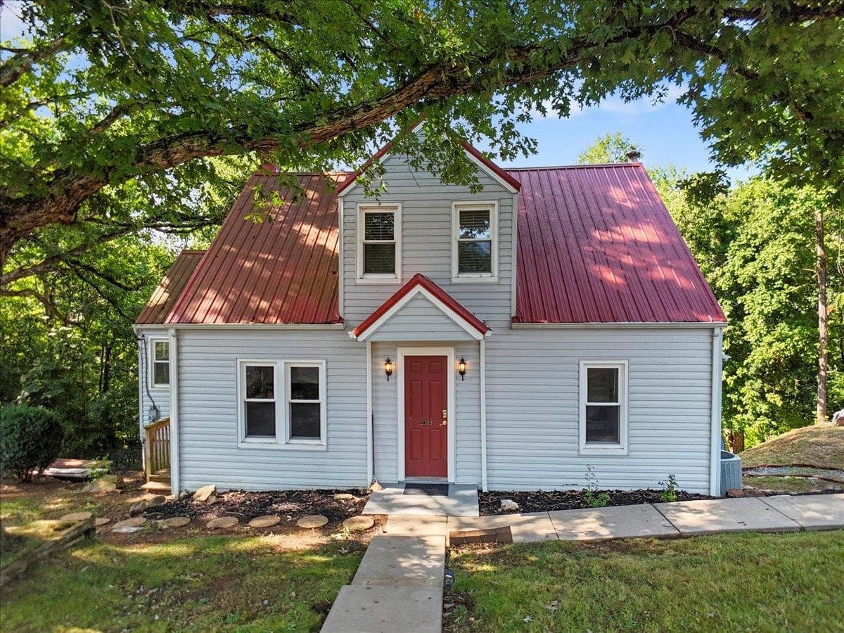 2309 Peppers Ferry Road NW, Christiansburg, VA, photo 1 of 39