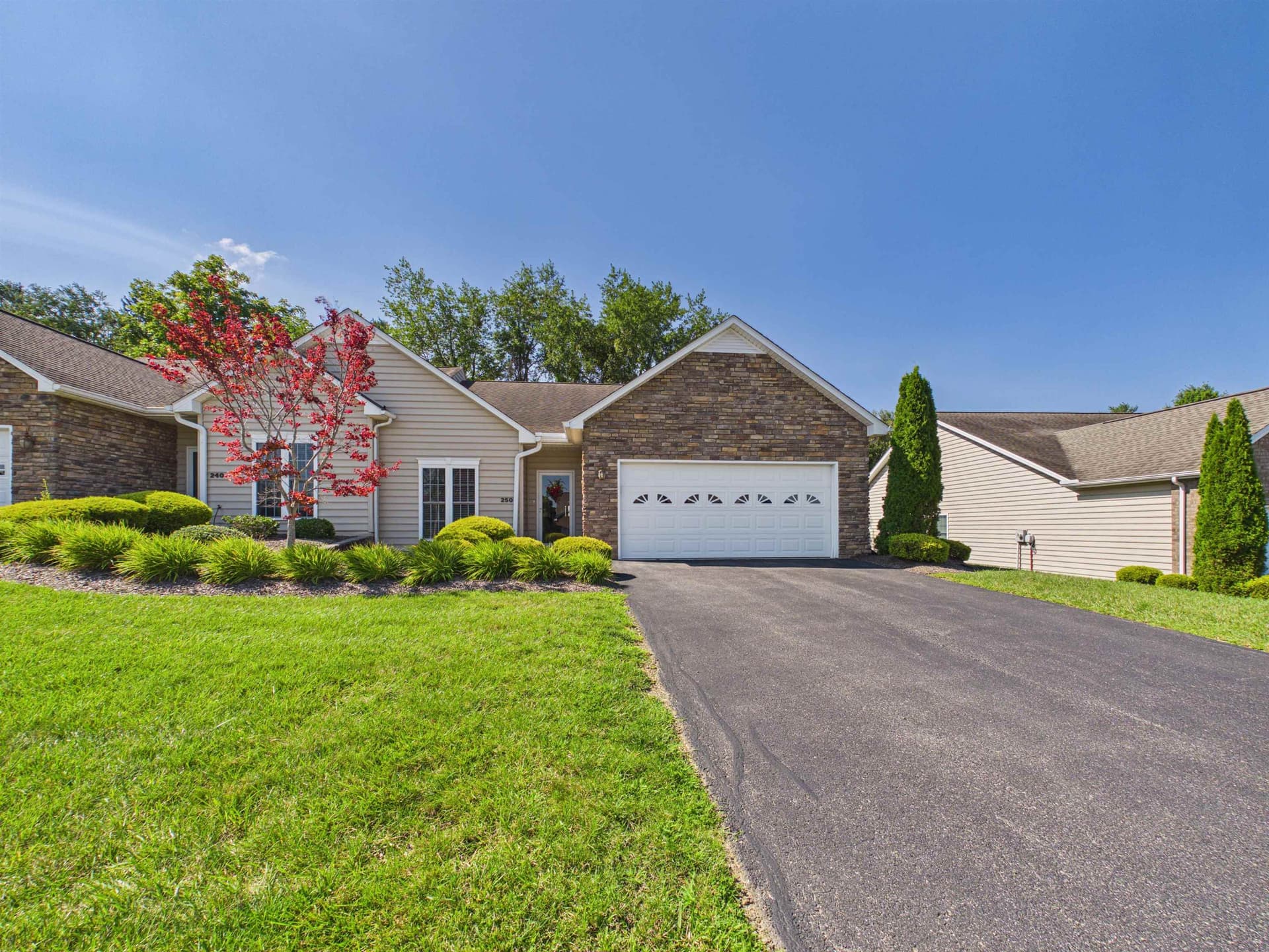 250 Vinnie Avenue, Christiansburg, VA, photo 1 of 40