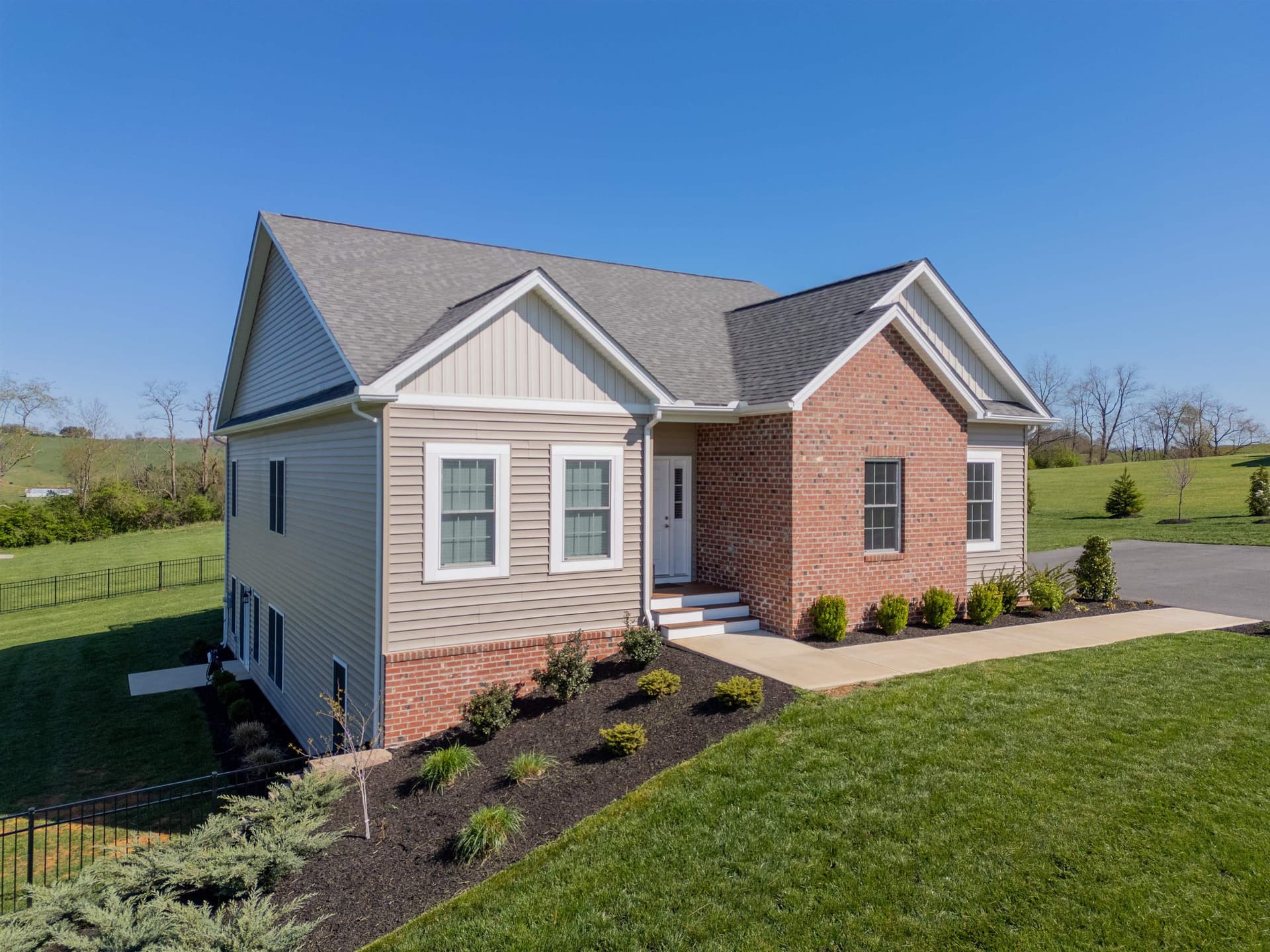 4175 Stanley Road, Christiansburg, VA, photo 1 of 29