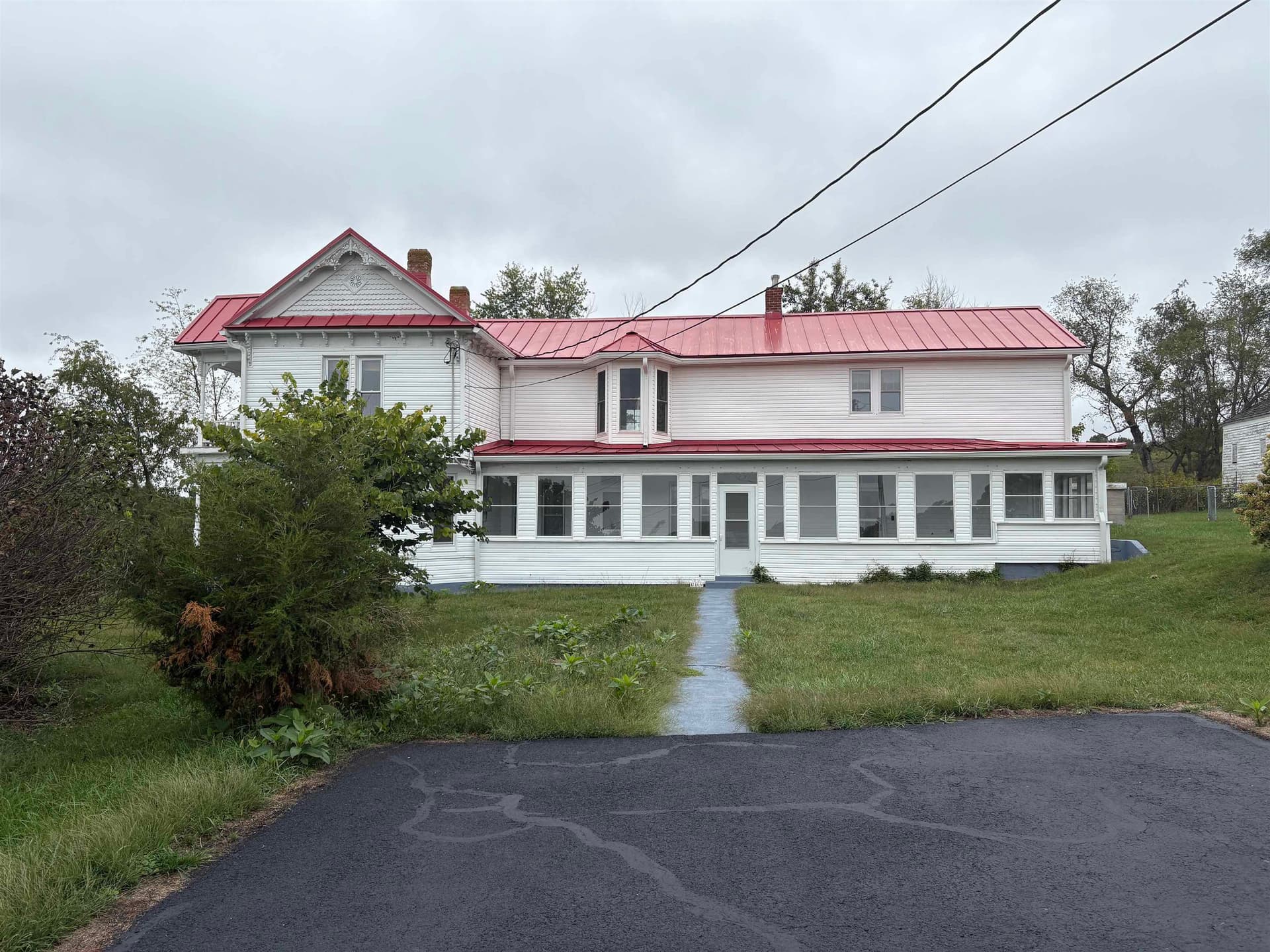 2466 Meadow Creek Road, Christiansburg, VA, photo 1 of 10