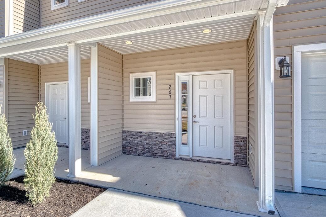 223 Louise Ln, Christiansburg, VA, photo 1 of 35