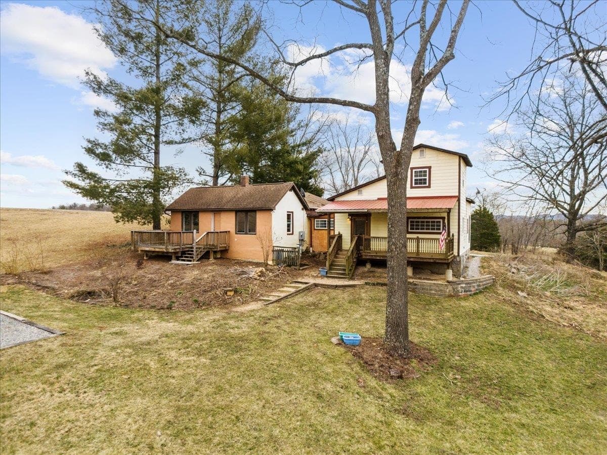 3465 Thrush Road, Christiansburg, VA, photo 1 of 40