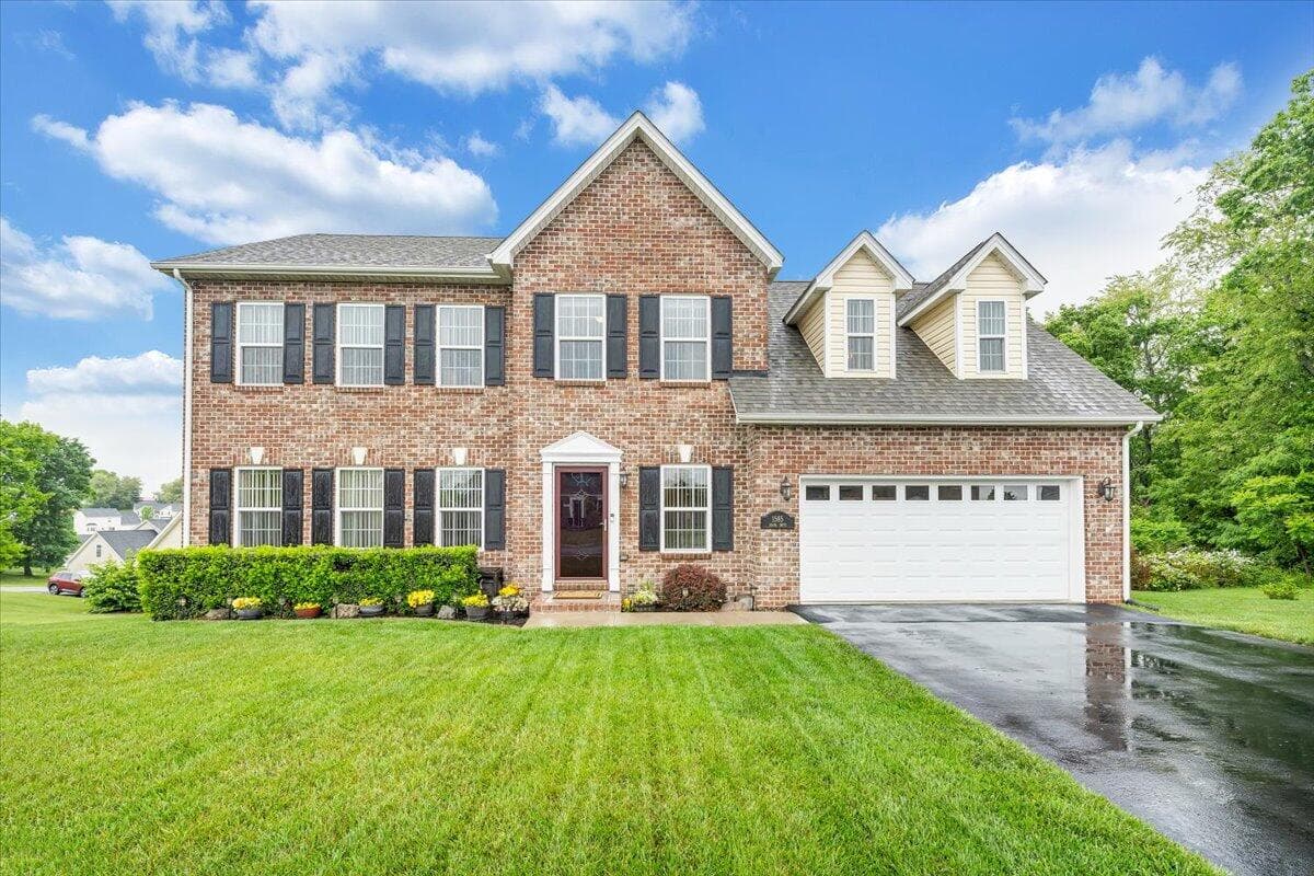 1585 Diana Drive, Christiansburg, VA, photo 1 of 38