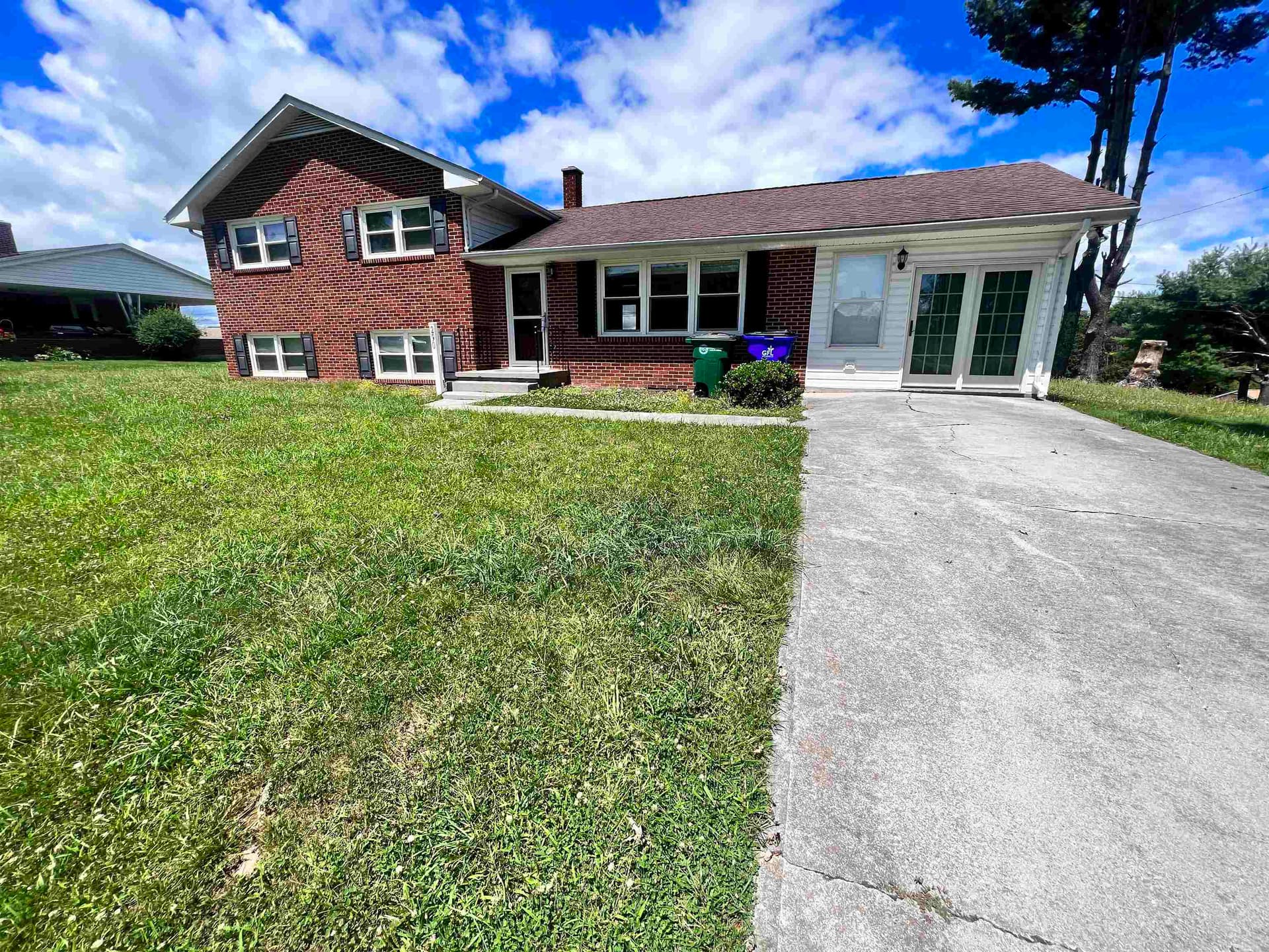 290 Gum Drive, Christiansburg, VA, photo 1 of 26