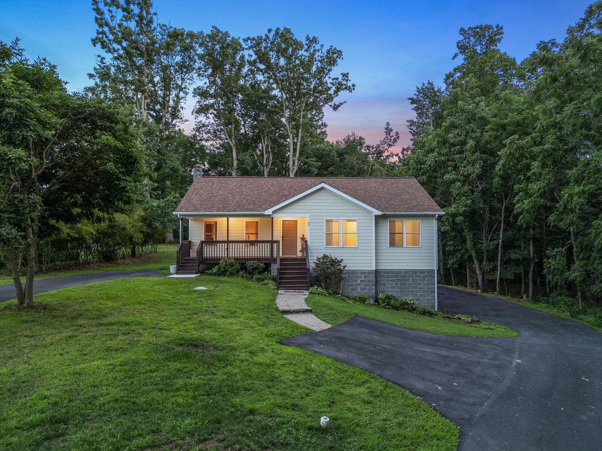 60 Wood Ridge Drive, Christiansburg, VA, photo 1 of 40