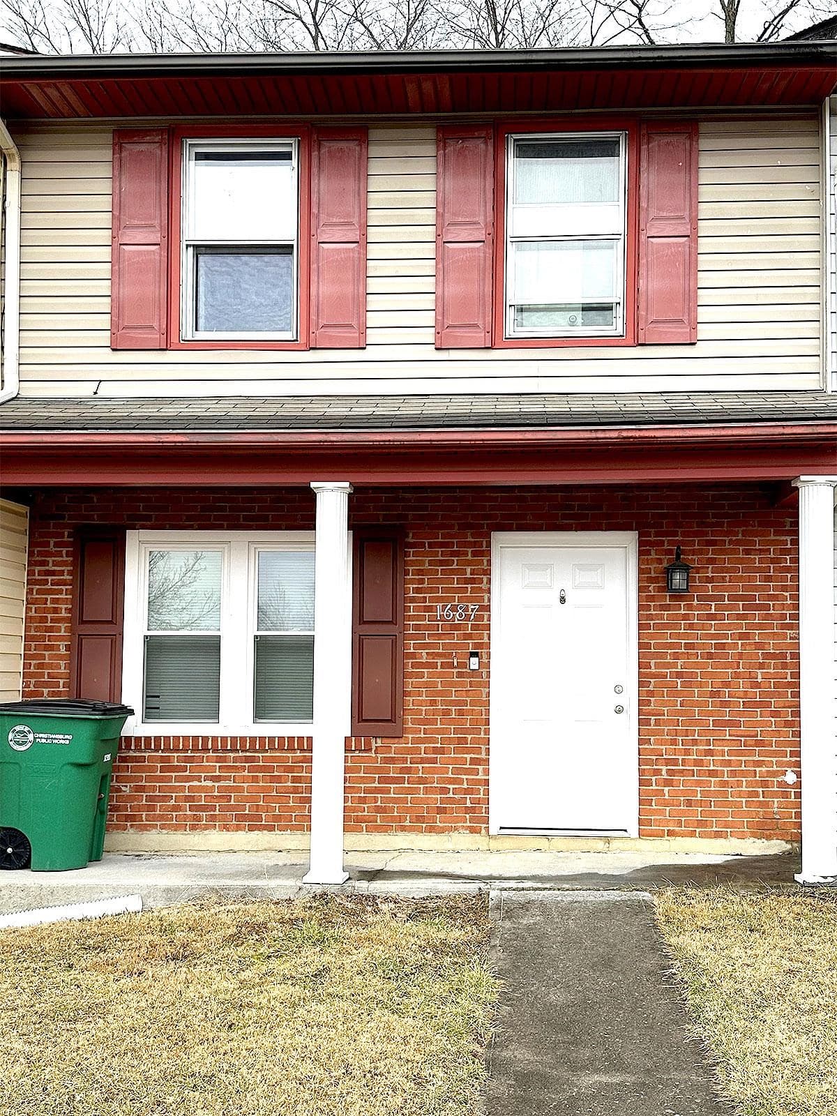 1687 York Drive, Christiansburg, VA, photo 1 of 16