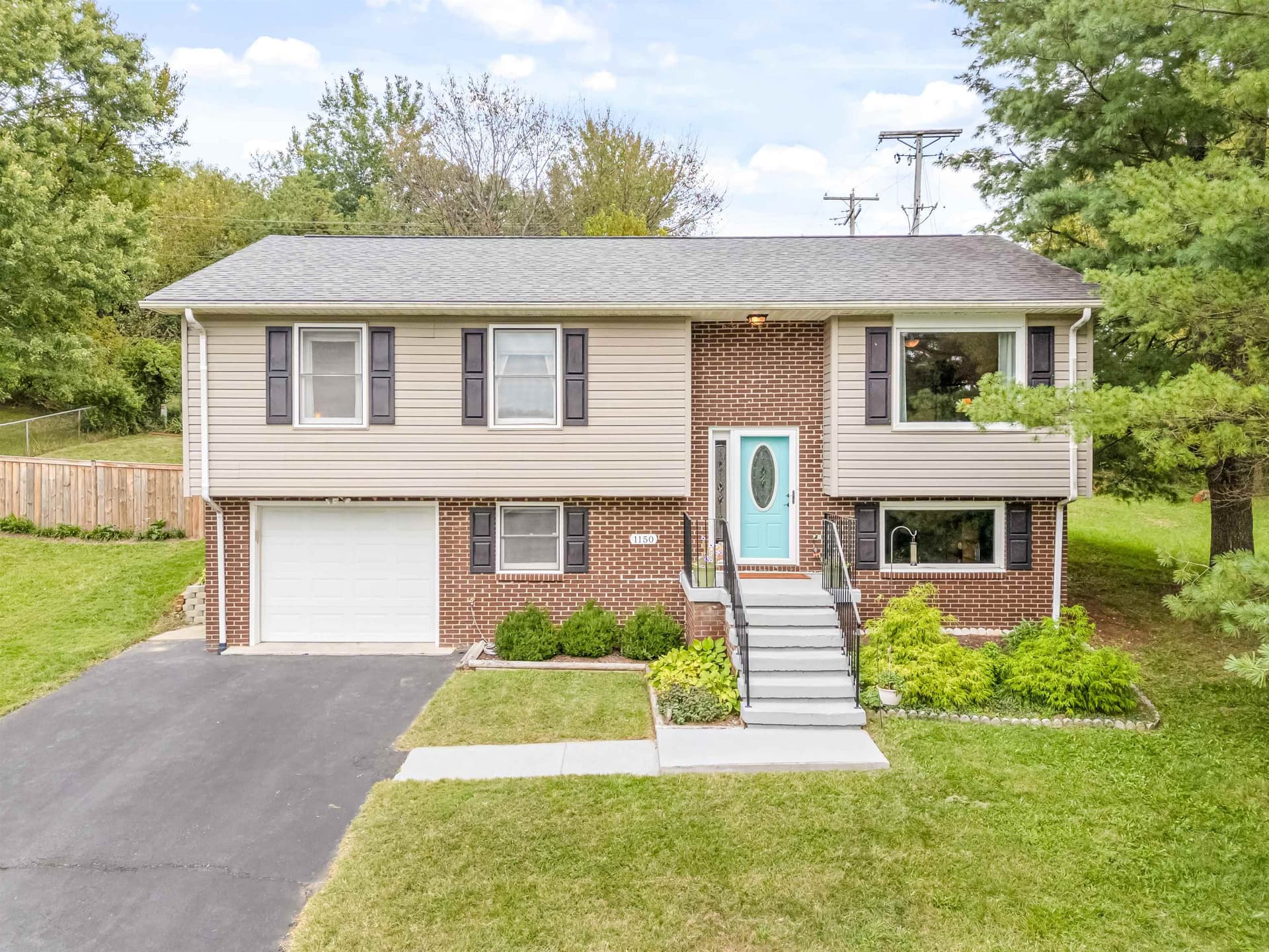 1150 George Edward Viaduct, Christiansburg, VA, photo 1 of 40